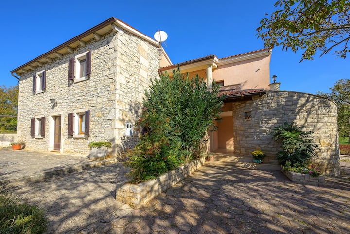 Peaceful Located Villa Ana - Vila Ana A 2+2 - N2 · - Rakalj