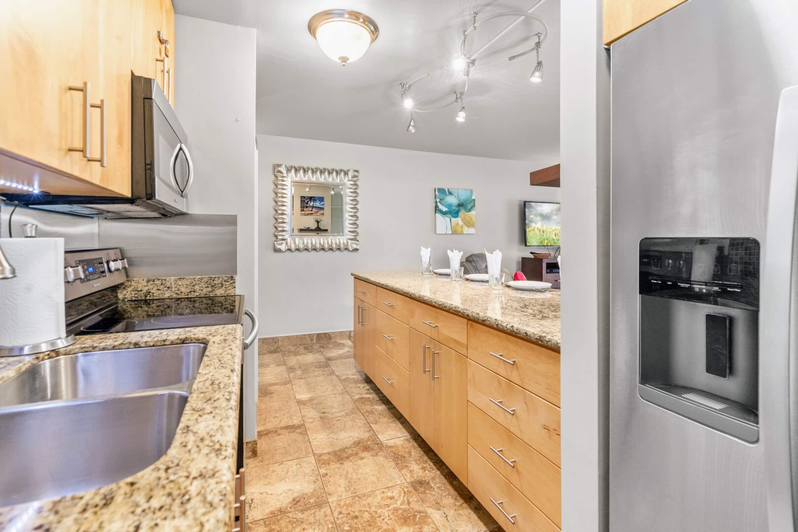 Condo in Kihei · ★4.71 · 1 bedroom · 2 beds · 1 bath - Image 12