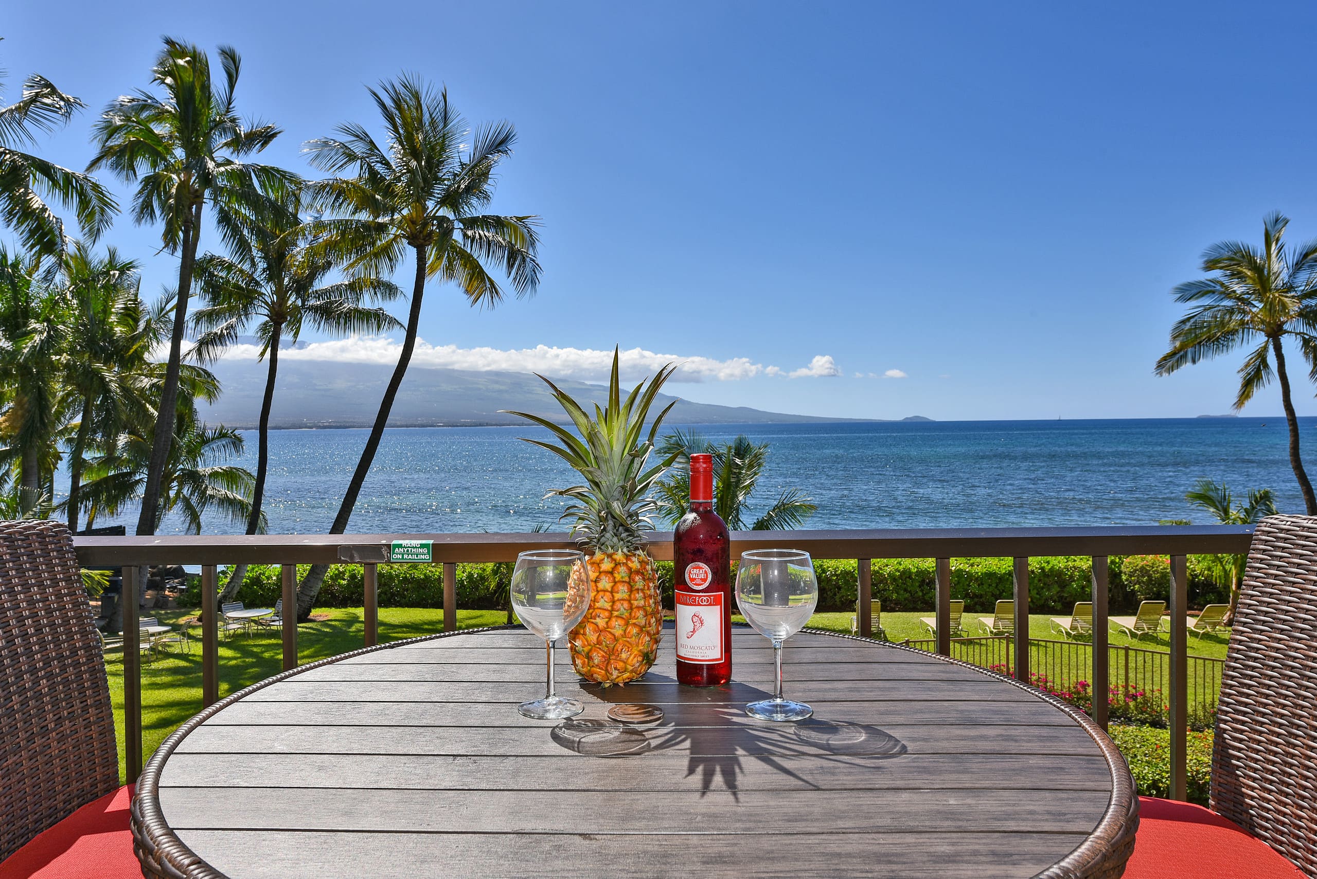Condo in Wailuku · ★4.66 · 1 bedroom · 2 beds · 1 bath - Image 34