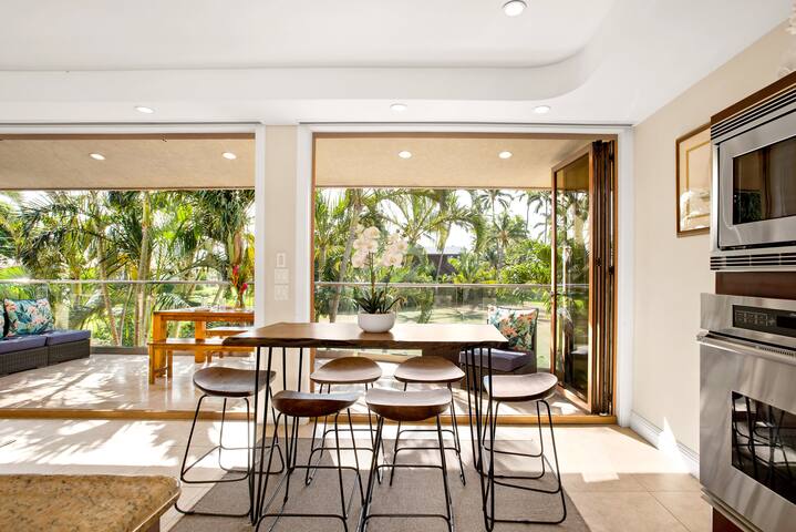 Aloha Villas # 4, Luxury Oceanfront Townhouse, Ste gallery image 4