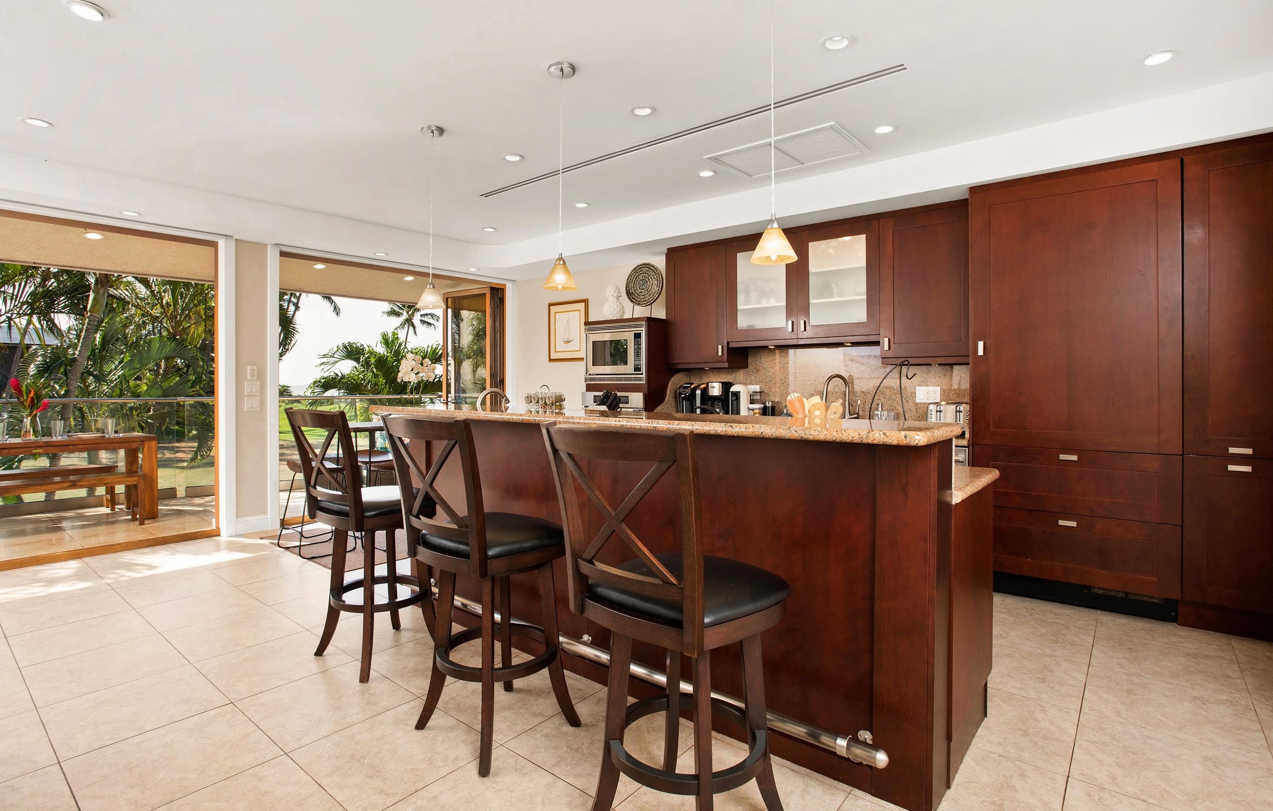 Condo in Kihei · ★4.89 · 3 bedrooms · 3 beds · 3 baths - Image 15