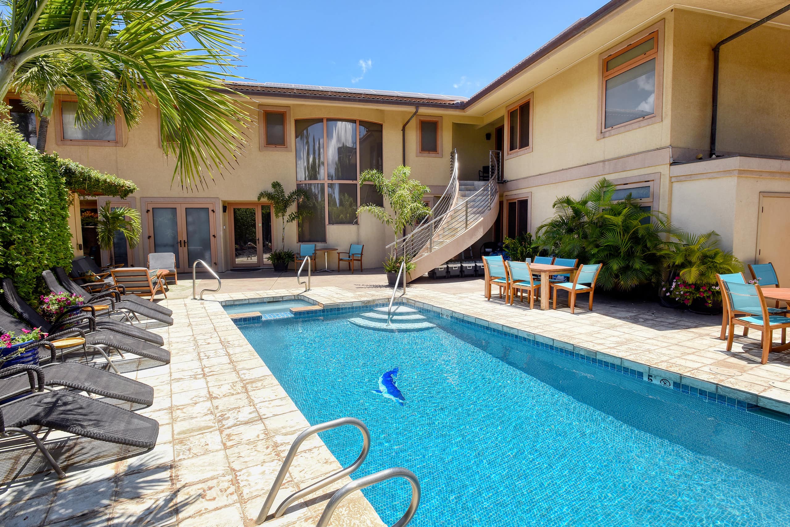Condo in Kihei · ★4.89 · 3 bedrooms · 3 beds · 3 baths - Image 36