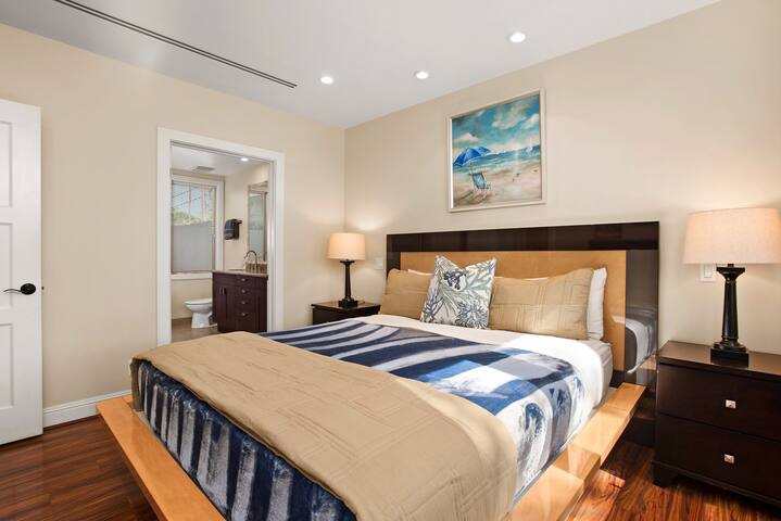 Aloha Villas # 4, Luxury Oceanfront Townhouse, Ste gallery image 3