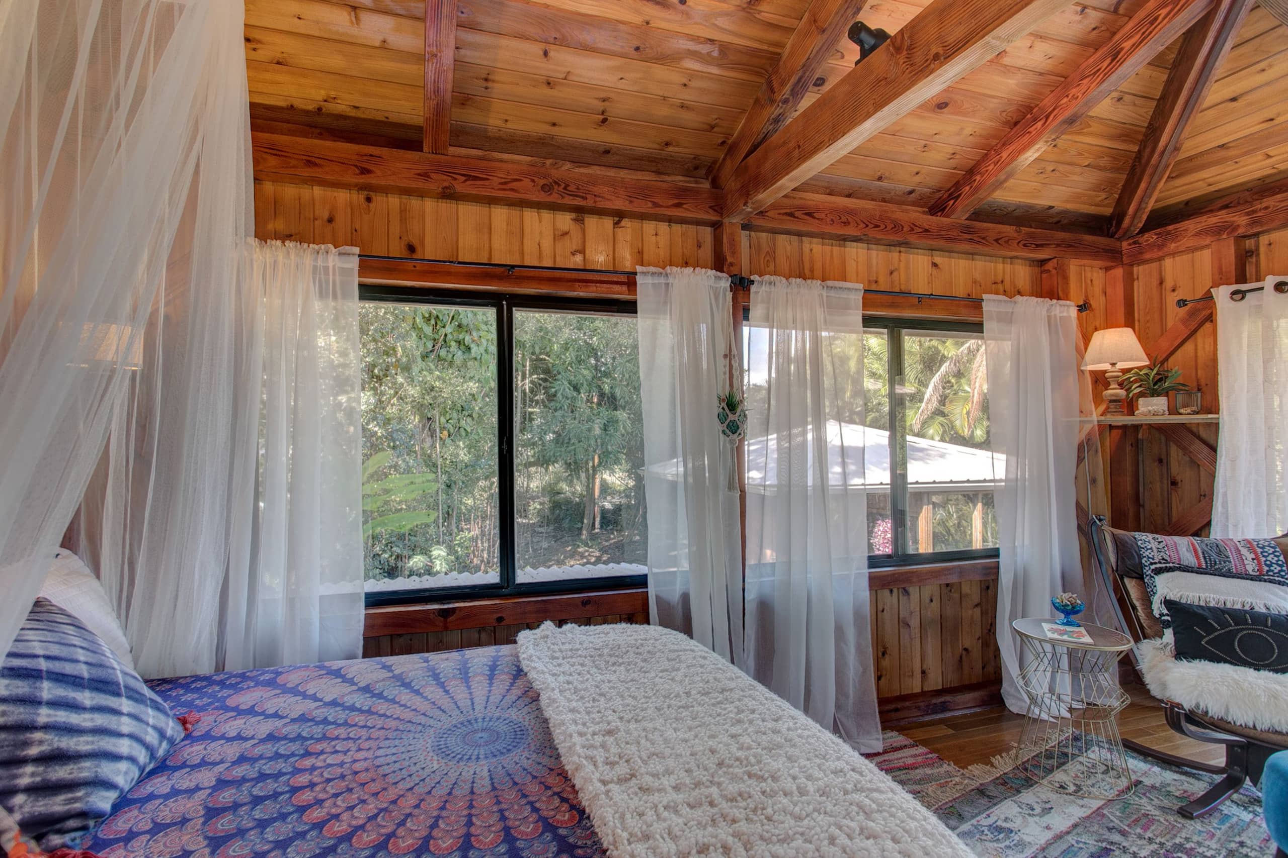 Home in Keaau · ★4.6 · 1 bedroom · 1 bed · 1.5 baths - Image 10