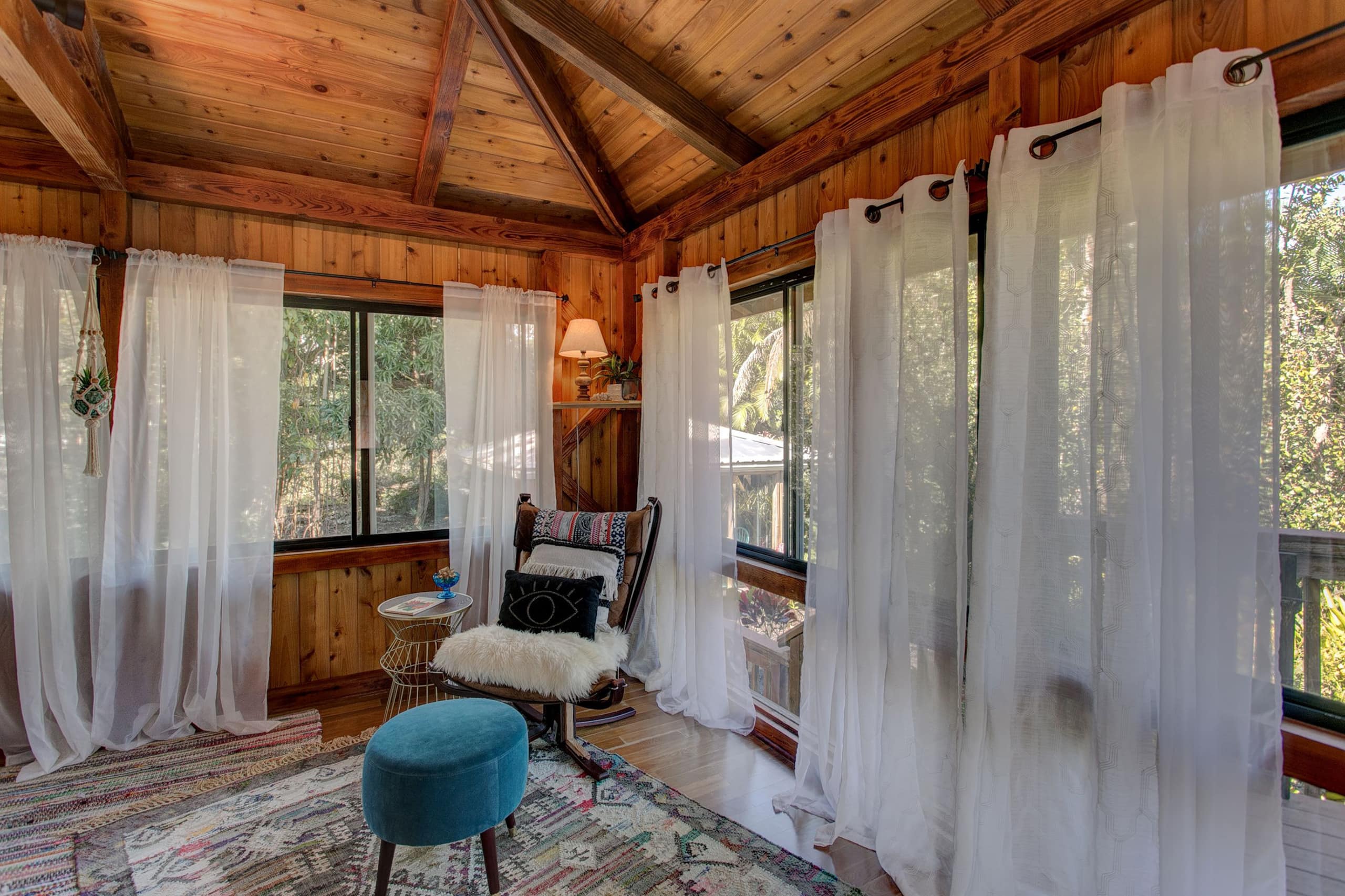 Home in Keaau · ★4.6 · 1 bedroom · 1 bed · 1.5 baths - Image 7