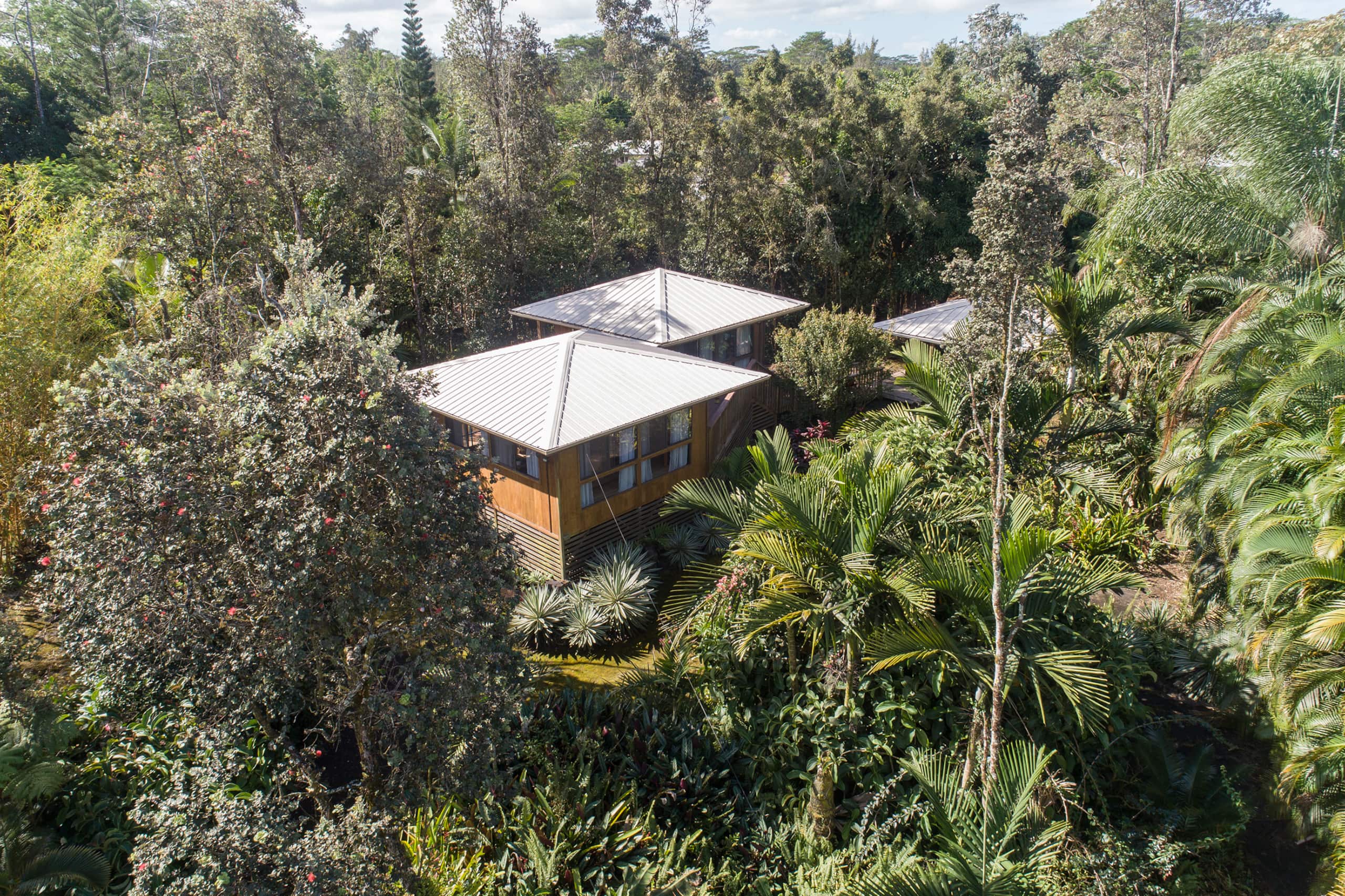 Home in Keaau · ★4.6 · 1 bedroom · 1 bed · 1.5 baths - Image 24