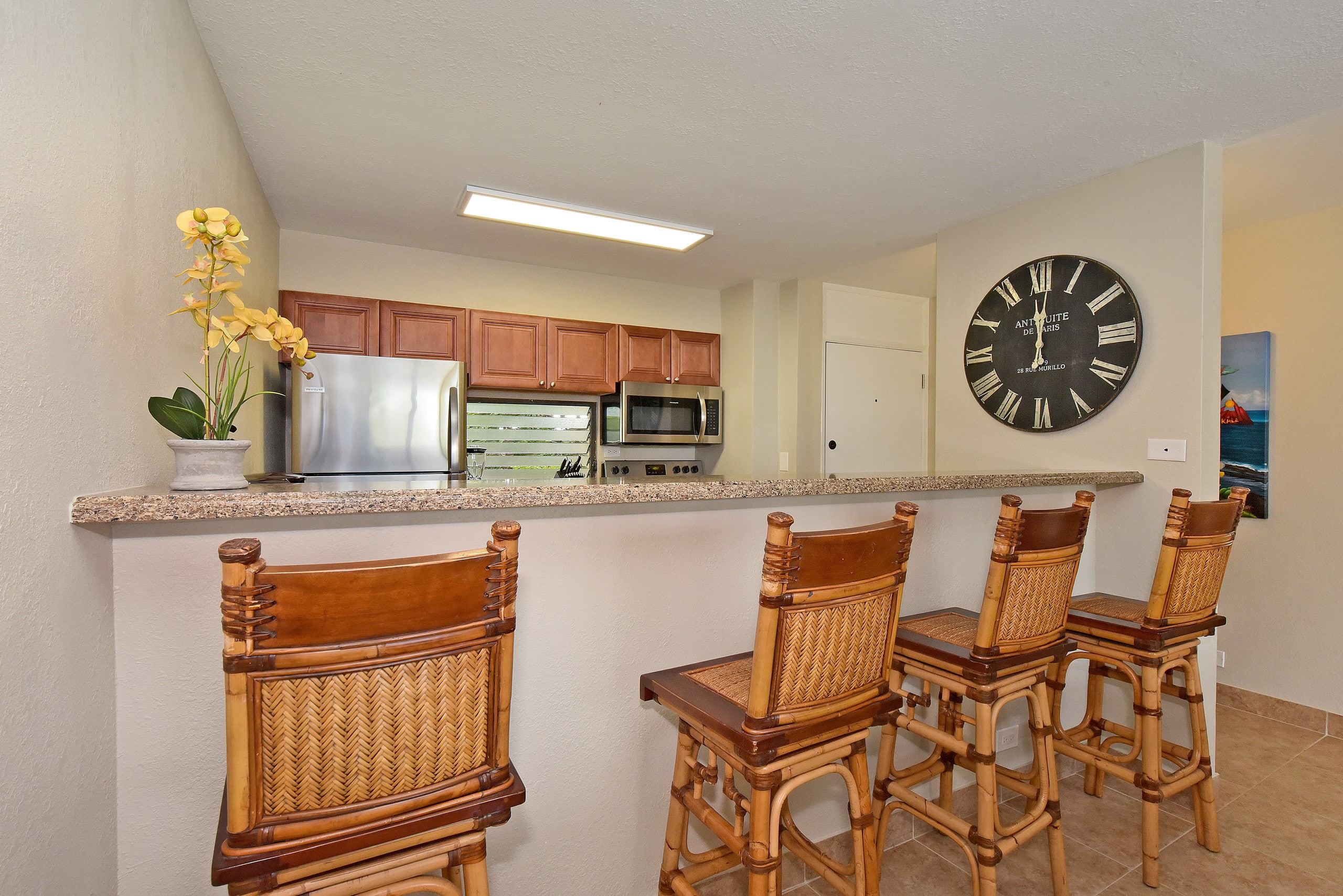 Condo in Lahaina · ★4.71 · 2 bedrooms · 3 beds · 2 private baths - Image 9