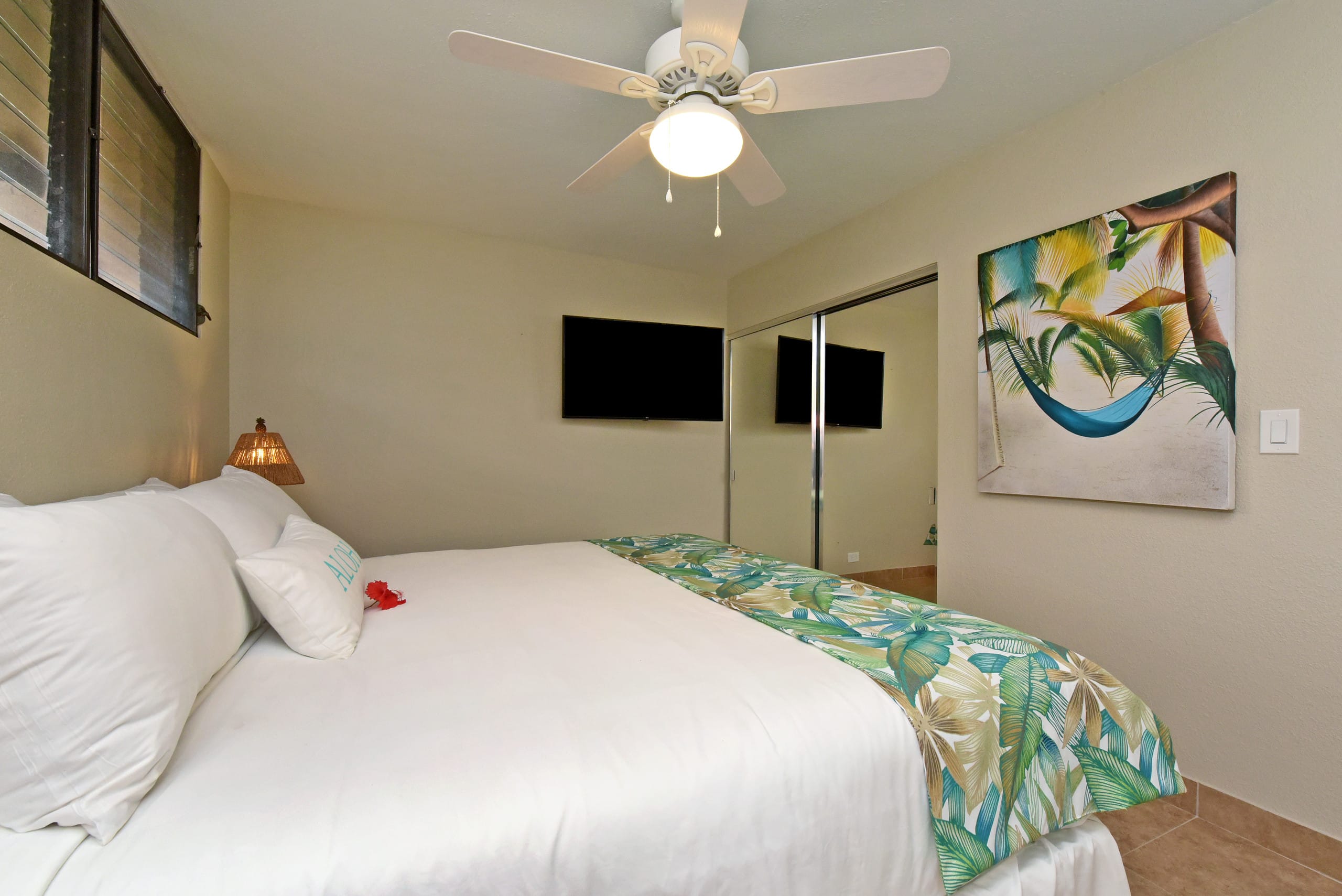 Condo in Lahaina · ★4.71 · 2 bedrooms · 3 beds · 2 private baths - Image 21