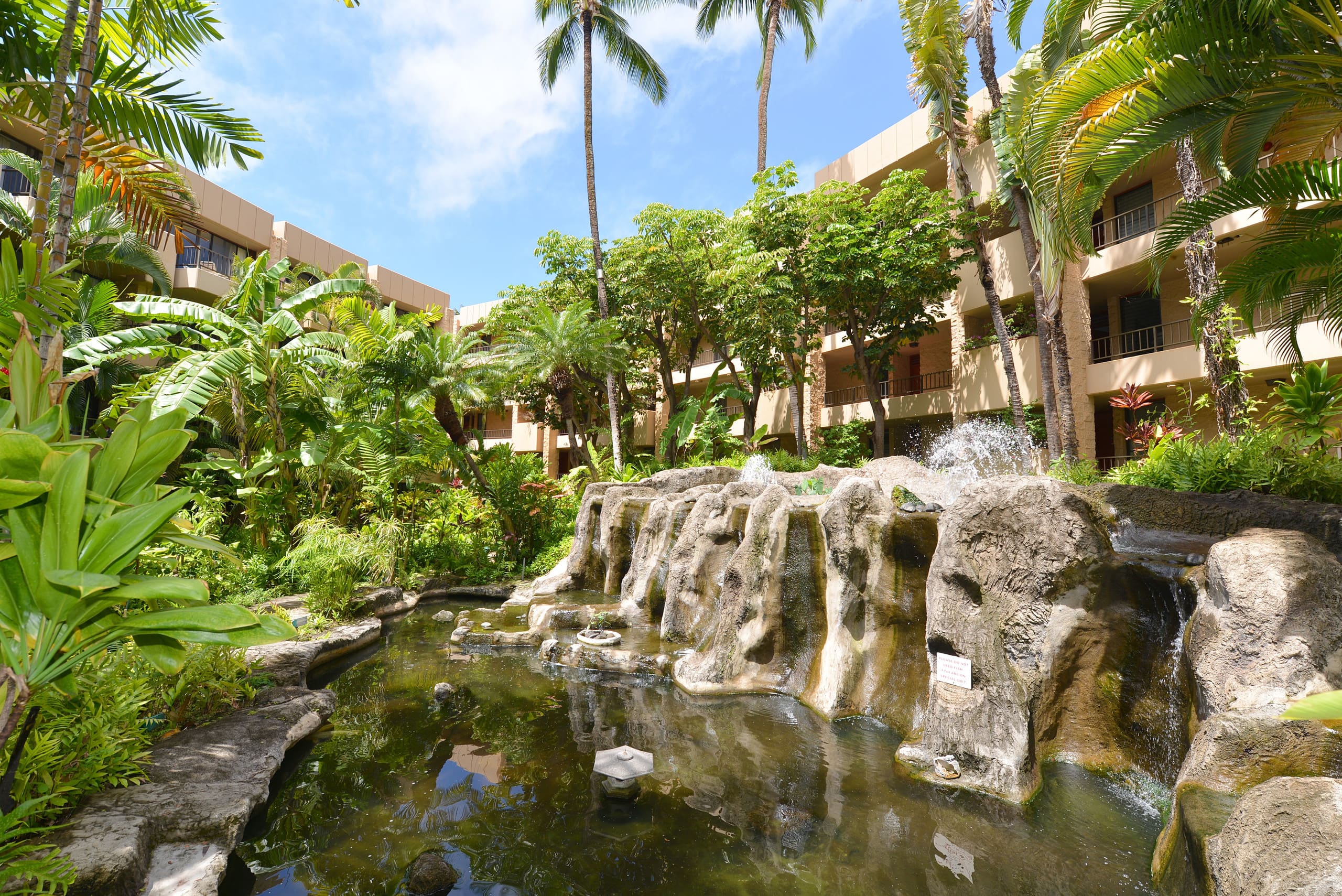 Condo in Lahaina · ★4.71 · 2 bedrooms · 3 beds · 2 private baths - Image 34