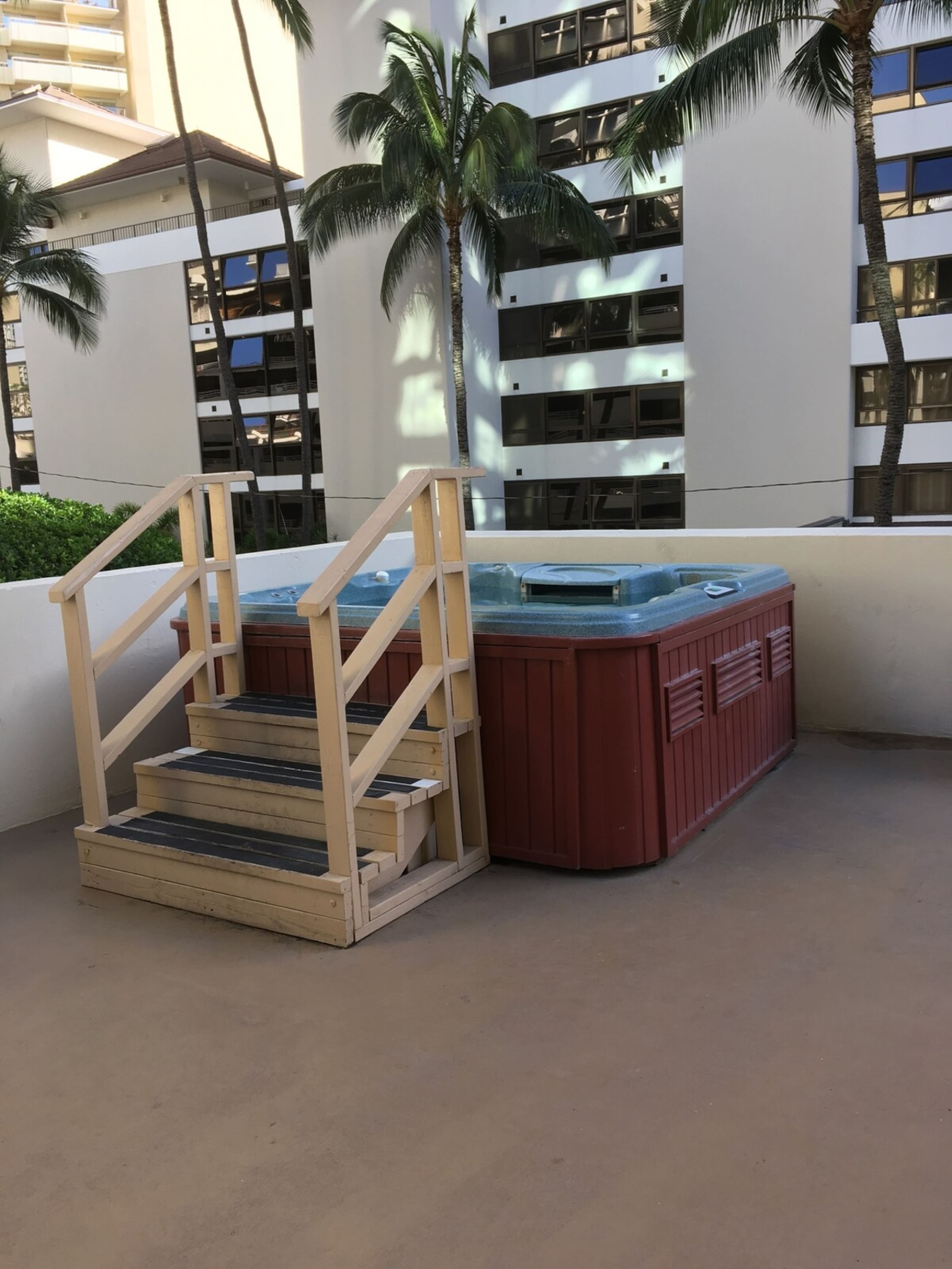 Waikiki 1 Bdrm/2bath and Amenities PLUS - Image 11