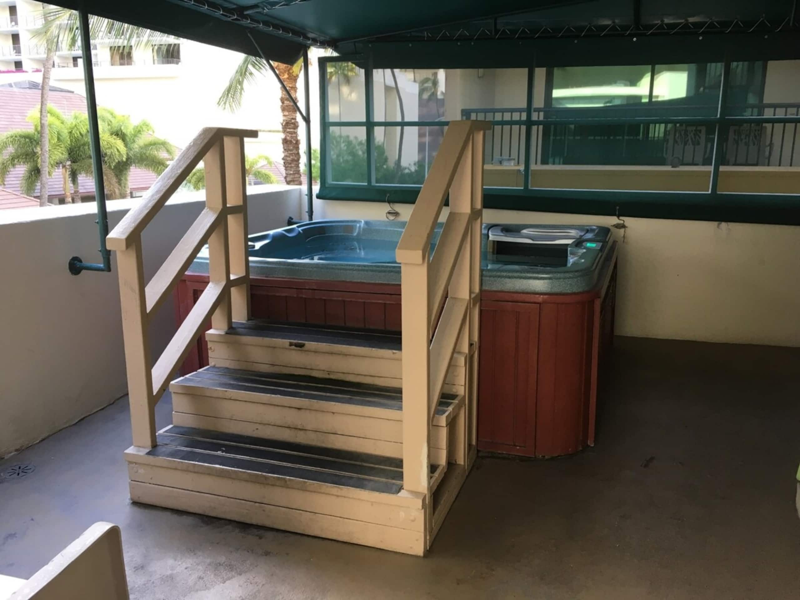 Waikiki 1 Bdrm/2bath and Amenities PLUS - Image 12