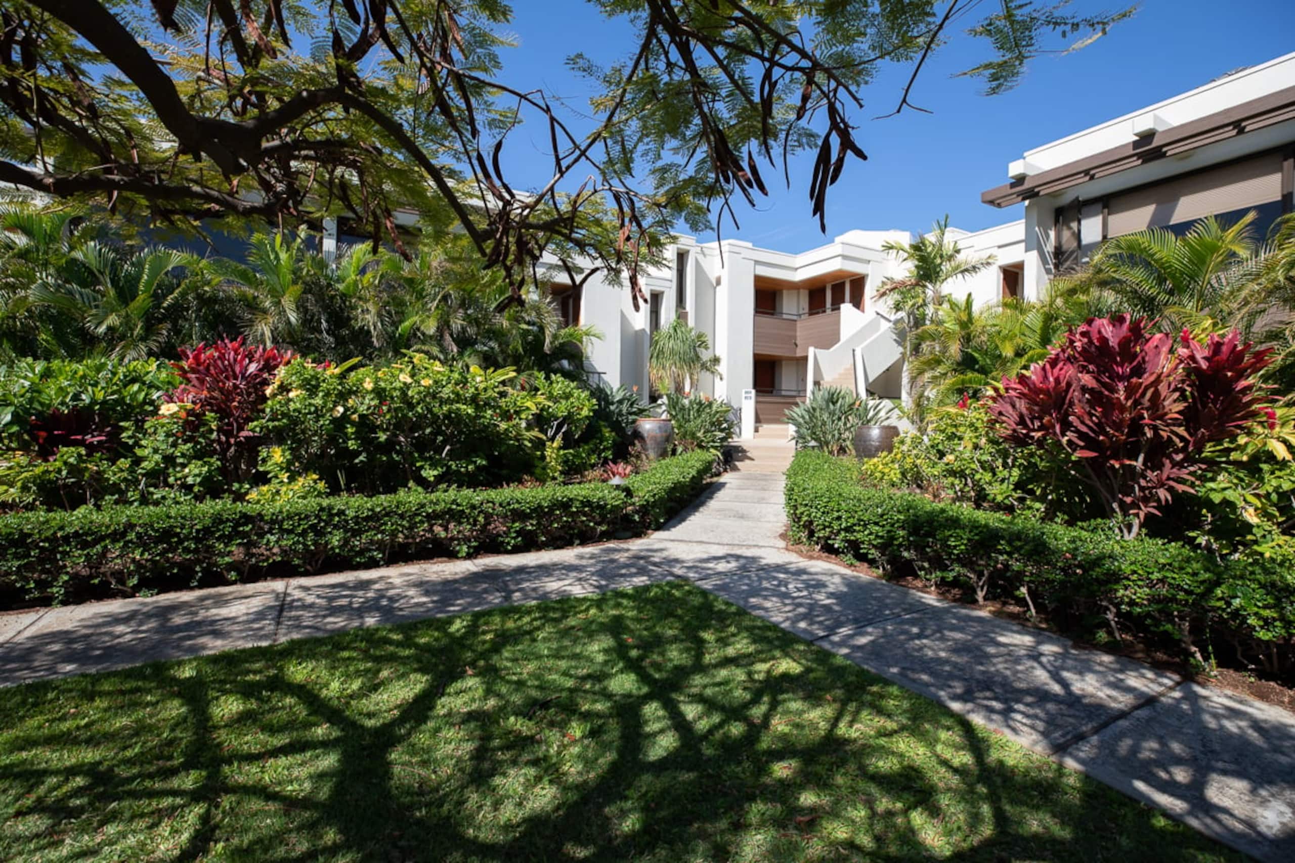 2BR Breathtaking Ocean Views in Mauna Lani Point - Image 24