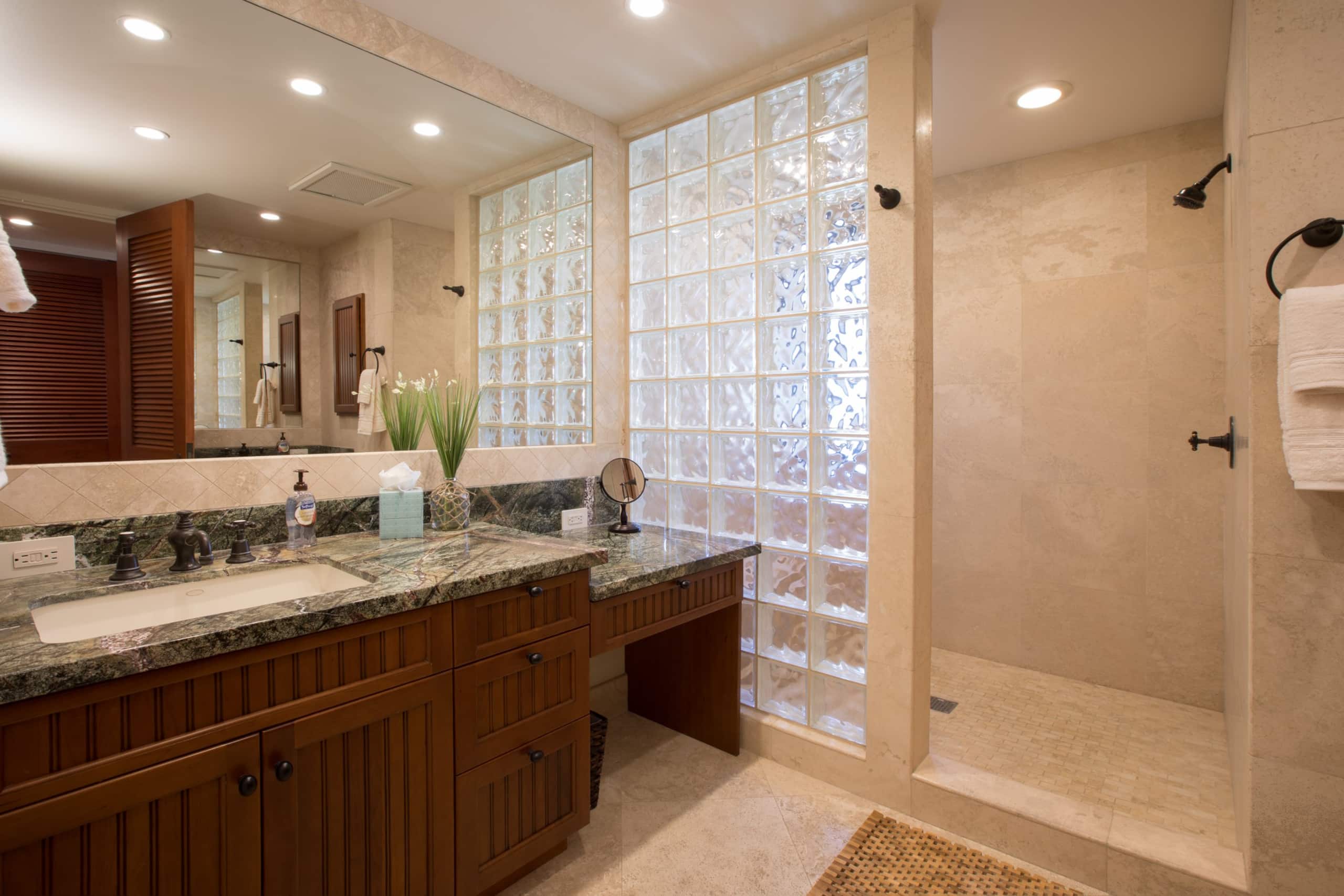 Amazing Mauna Lani Point, ocean & Mountain views! - Image 9