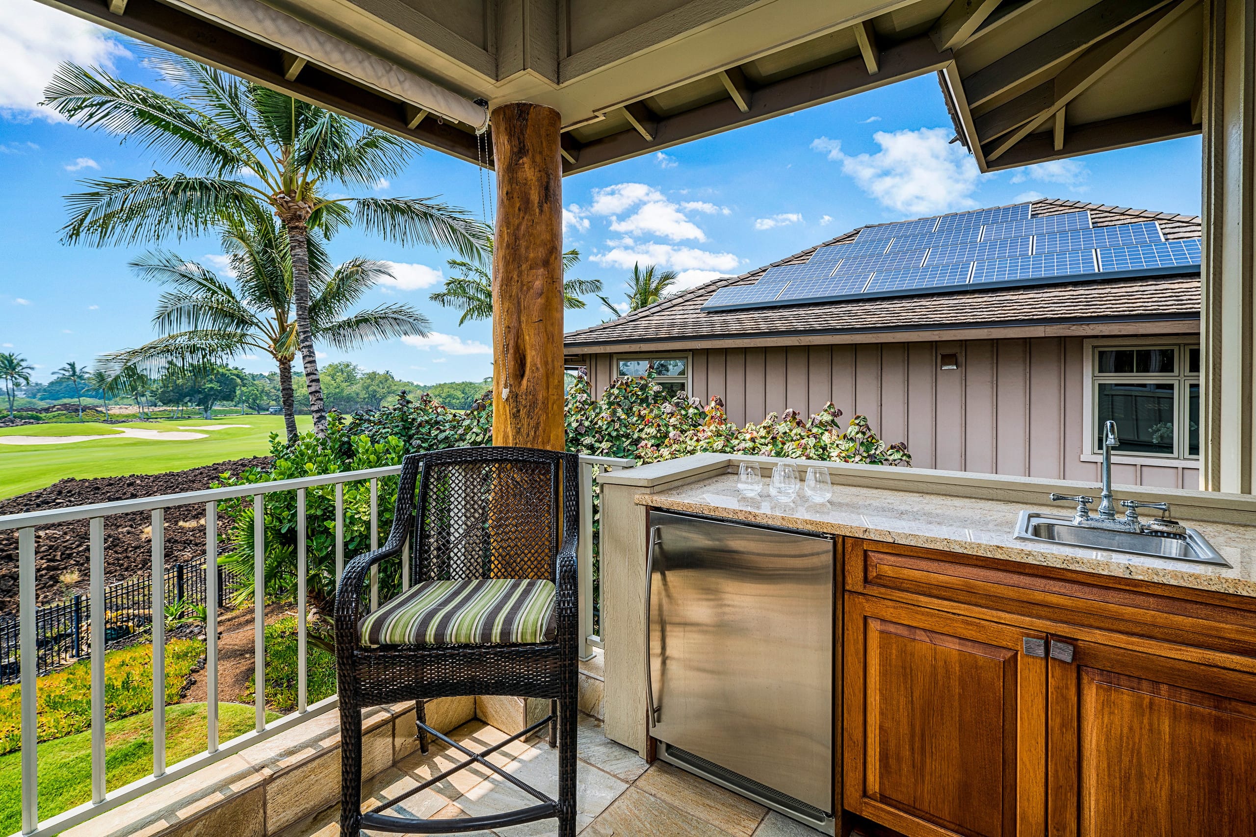 3-Bed w/ Private Pool Dec. - Image 13