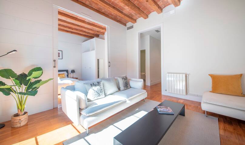 Two bedroom with balcony in Pelai – You Stylish gallery image 3