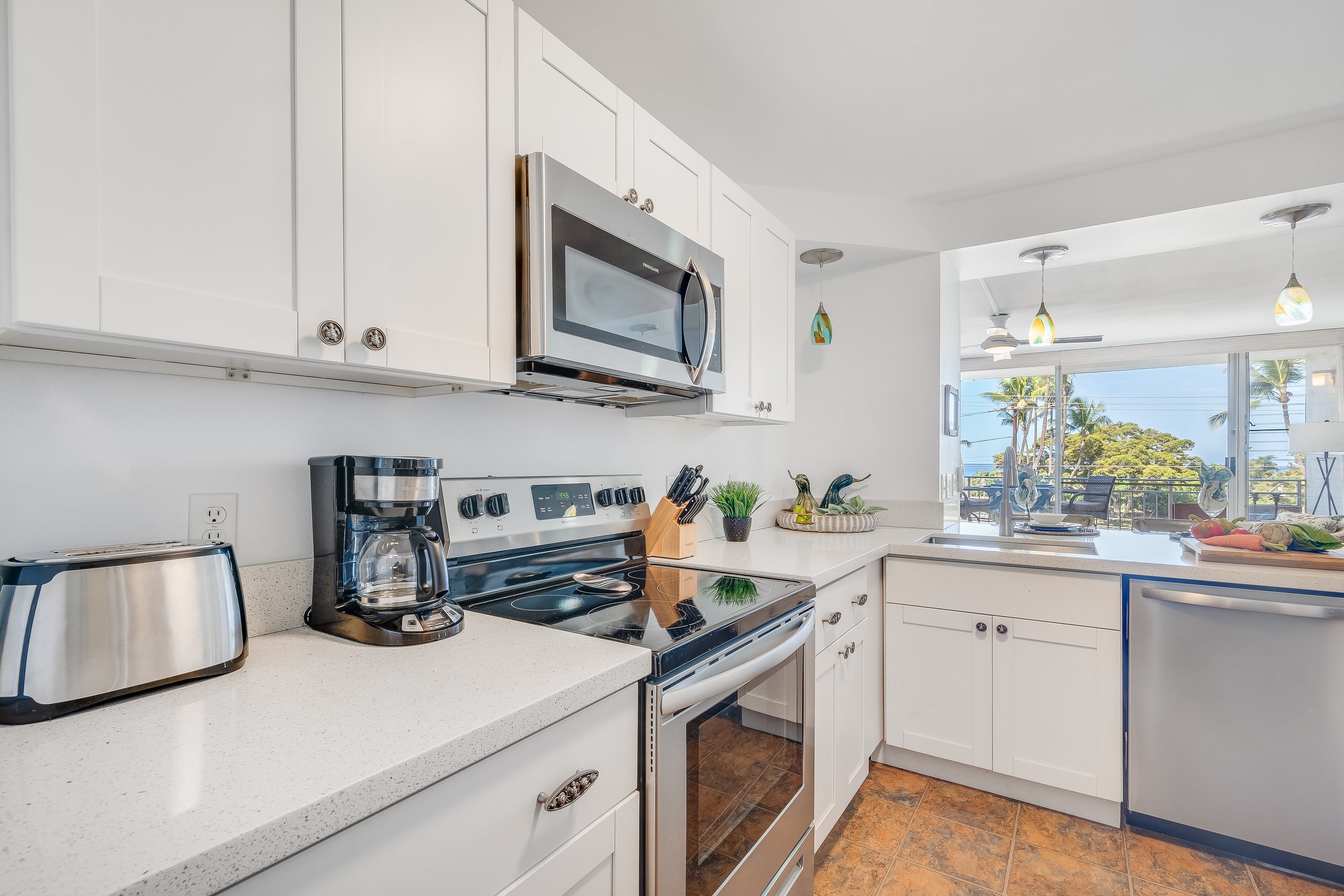 Condo in Kihei · ★4.81 · 1 bedroom · 2 beds · 1 bath - Image 12