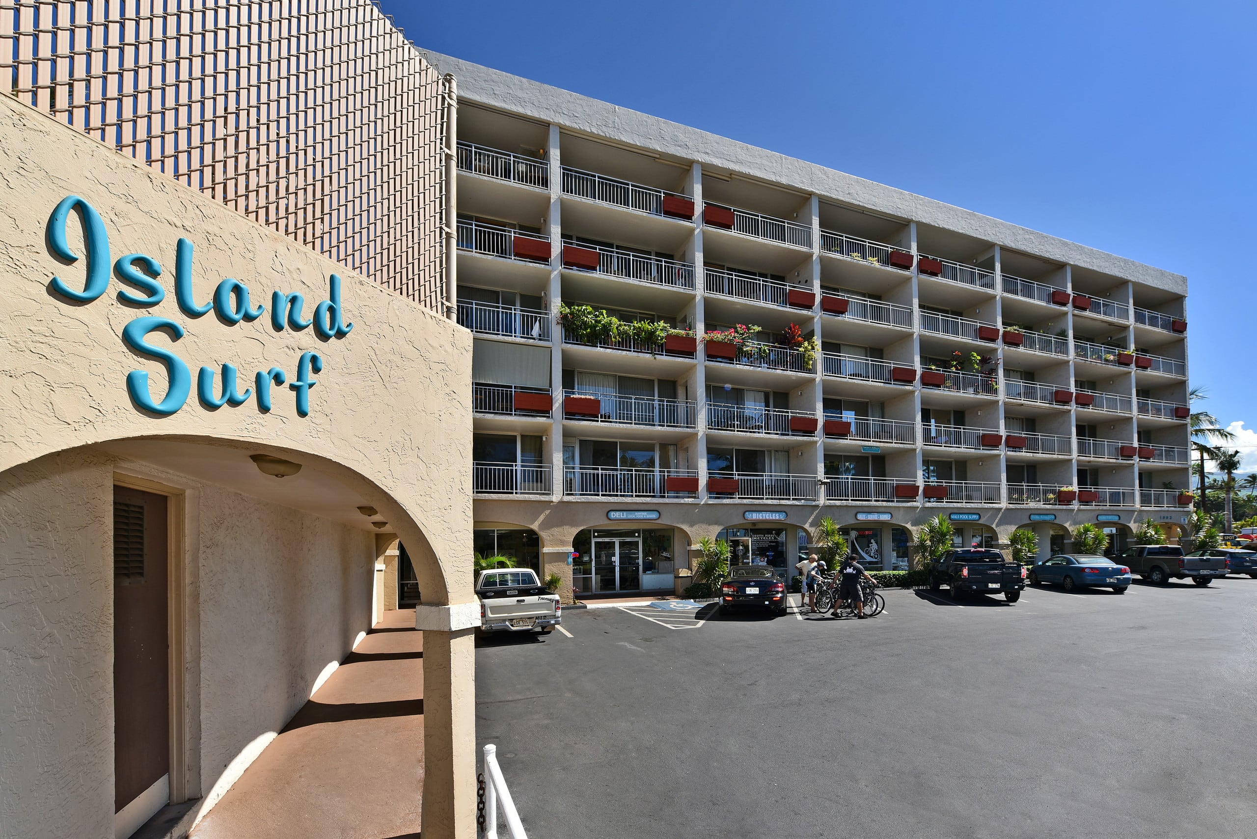 Condo in Kihei · ★4.81 · 1 bedroom · 2 beds · 1 bath - Image 35