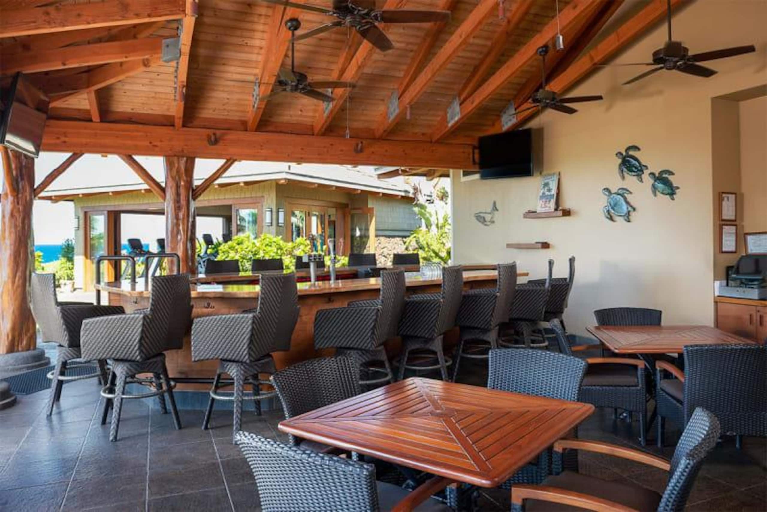 Pool access & lanai dining in Waikoloa resort - Photo 47
