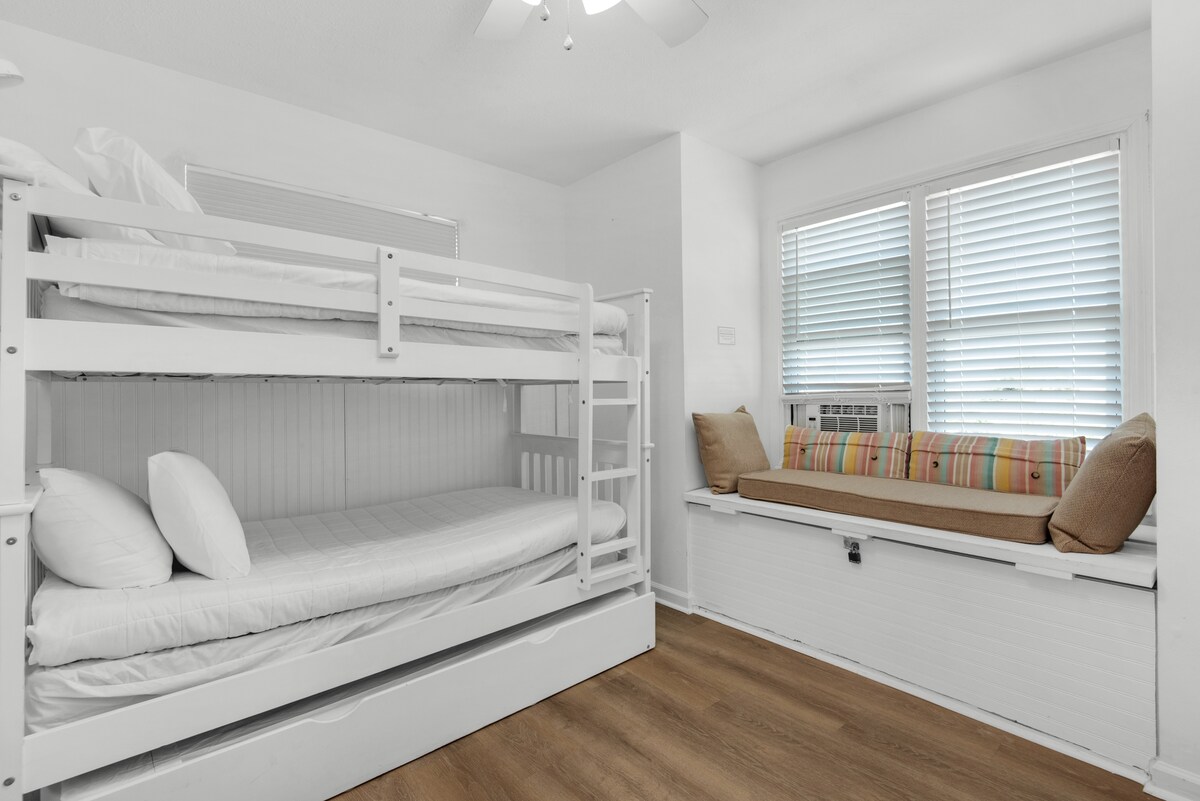 חדר קומתיים