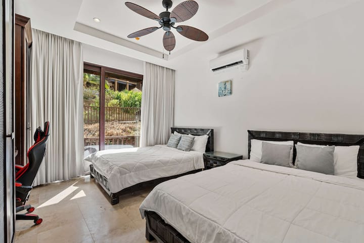 Spálňa č. 3 – 2 manželské postele s vlastnou kúpeľňou