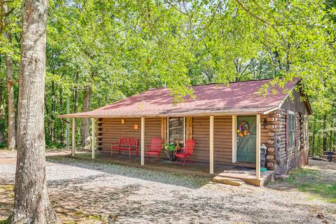 Arkansas Log Cabin Rental Near Lake Greeson!