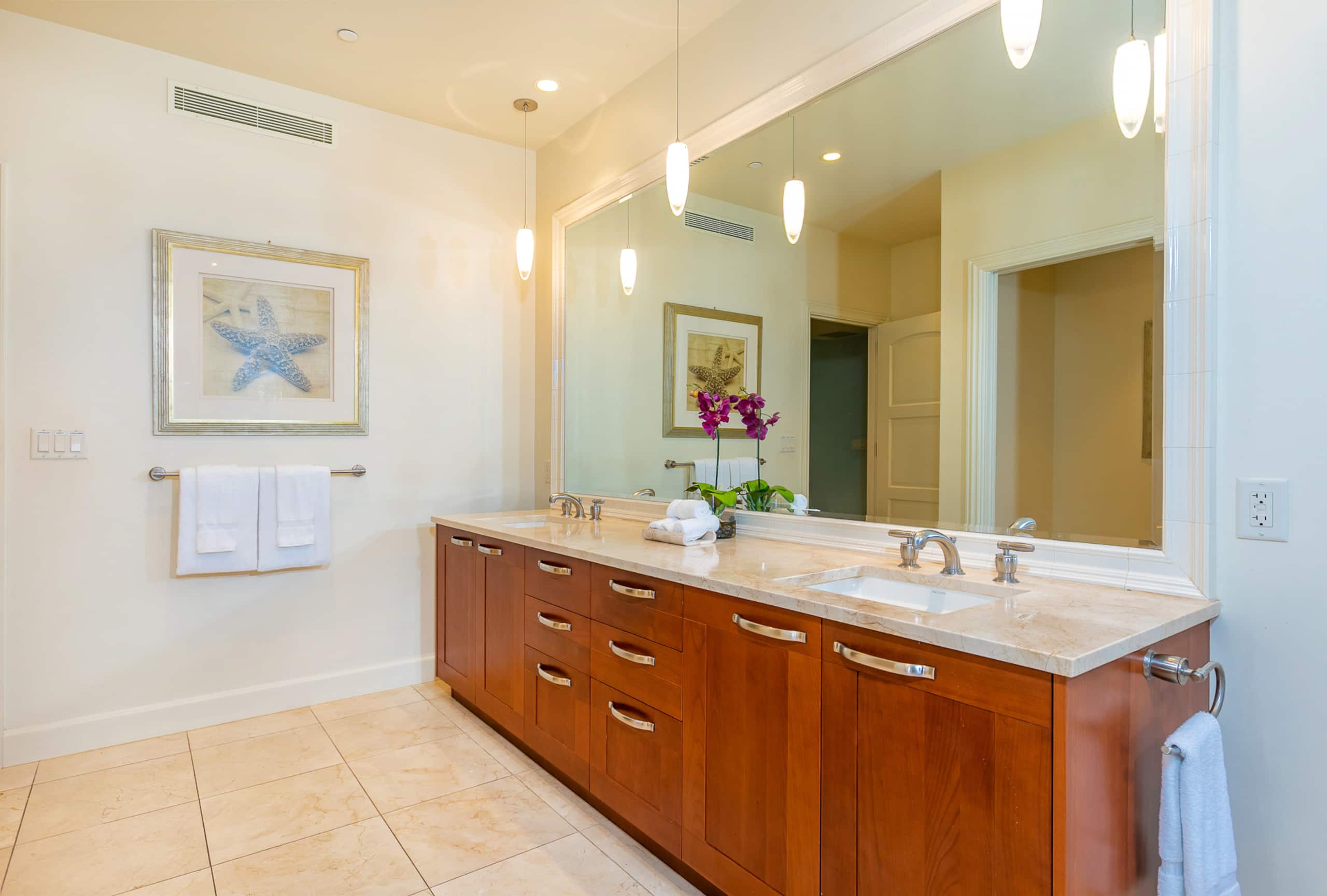Villa in Kihei · ★4.88 · 3 bedrooms · 4 beds · 3.5 baths - Image 21
