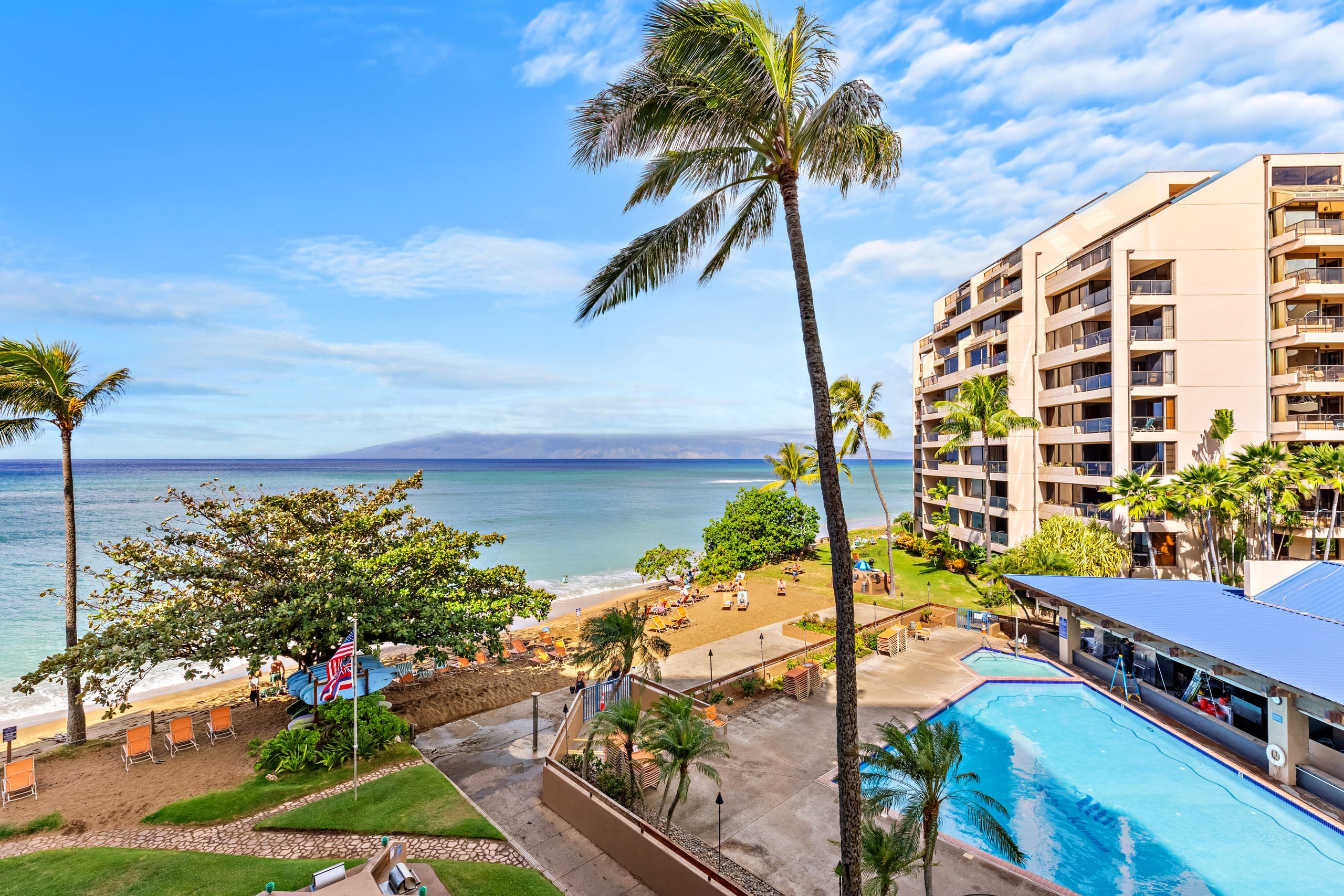 Condo in Lahaina · ★4.6 · 3 bedrooms · 5 beds · 2 baths - Image 1