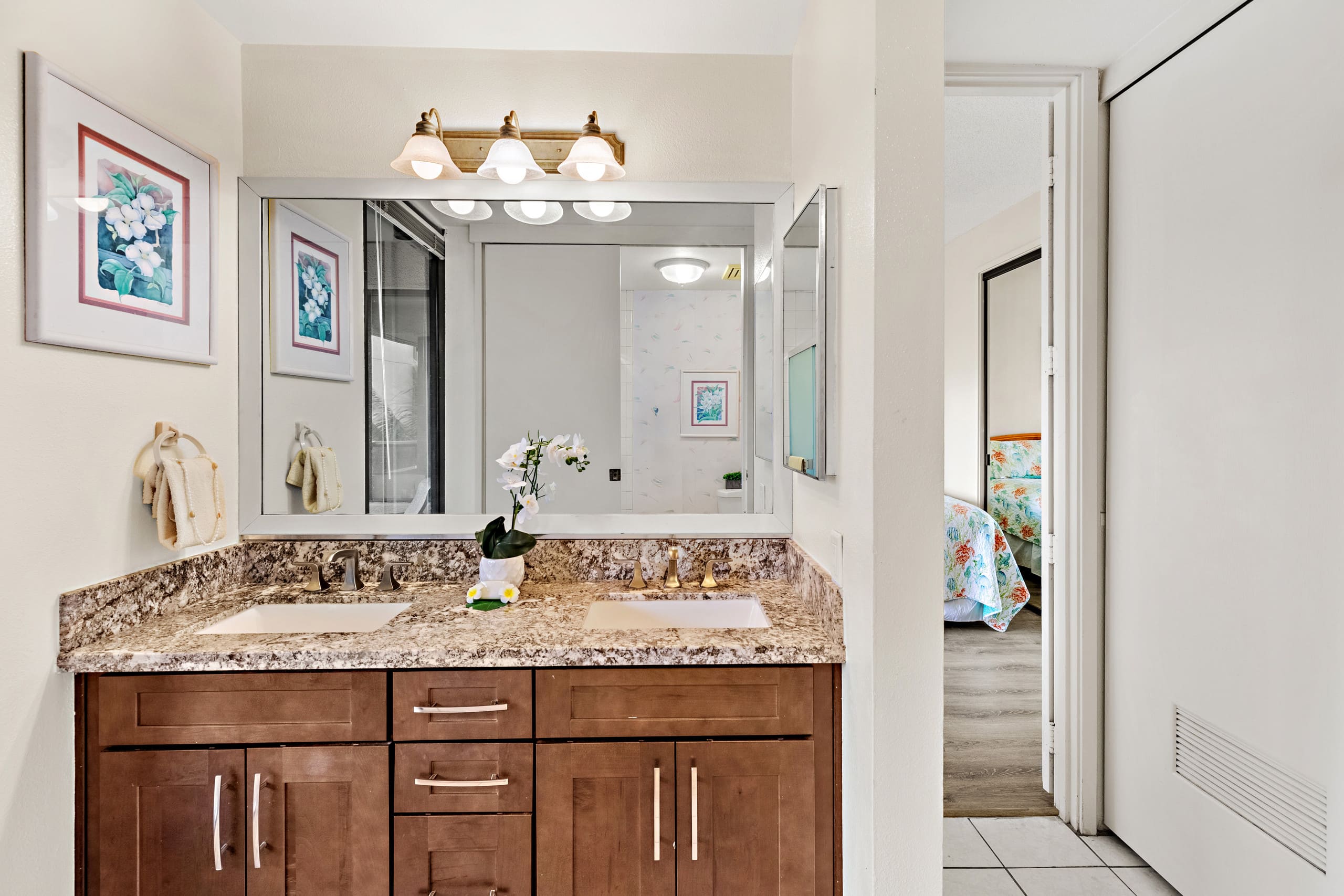 Condo in Lahaina · ★4.6 · 3 bedrooms · 5 beds · 2 baths - Image 11