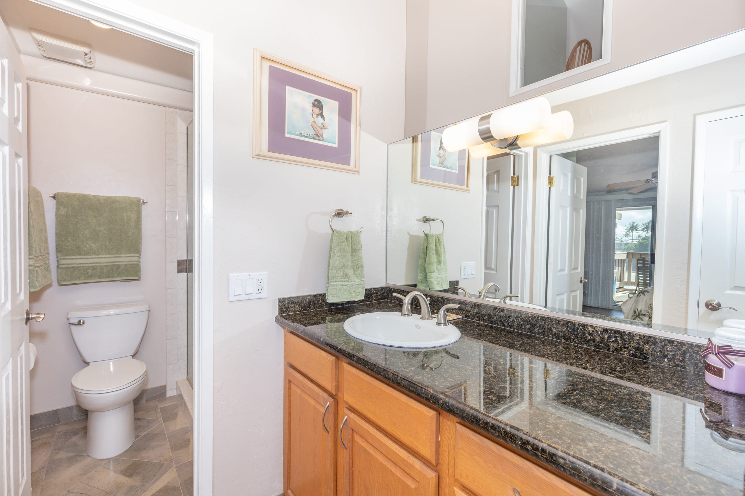 Condo in Lahaina · ★4.95 · 2 bedrooms · 3 beds · 2 baths - Image 8