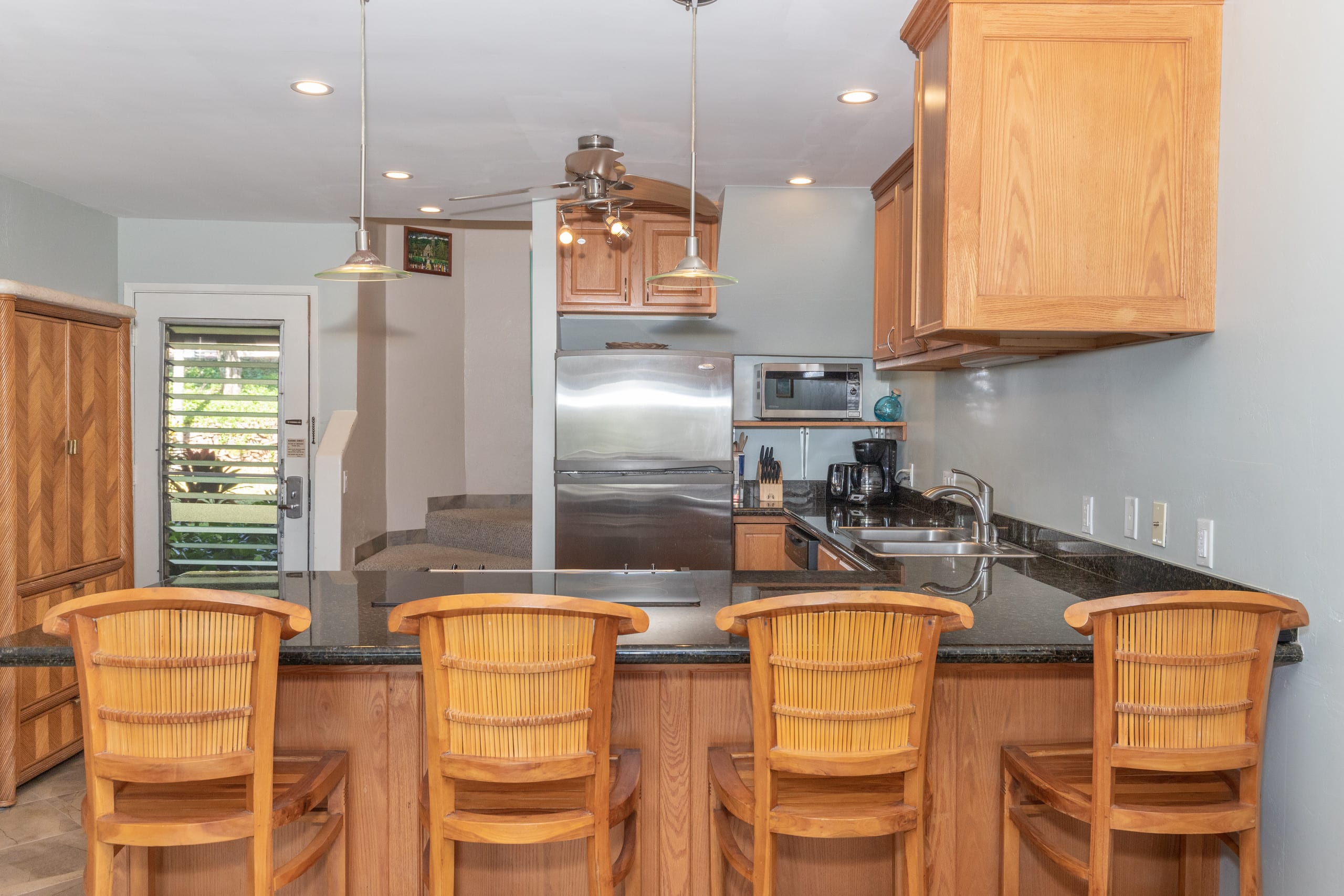 Condo in Lahaina · ★4.95 · 2 bedrooms · 3 beds · 2 baths - Image 3