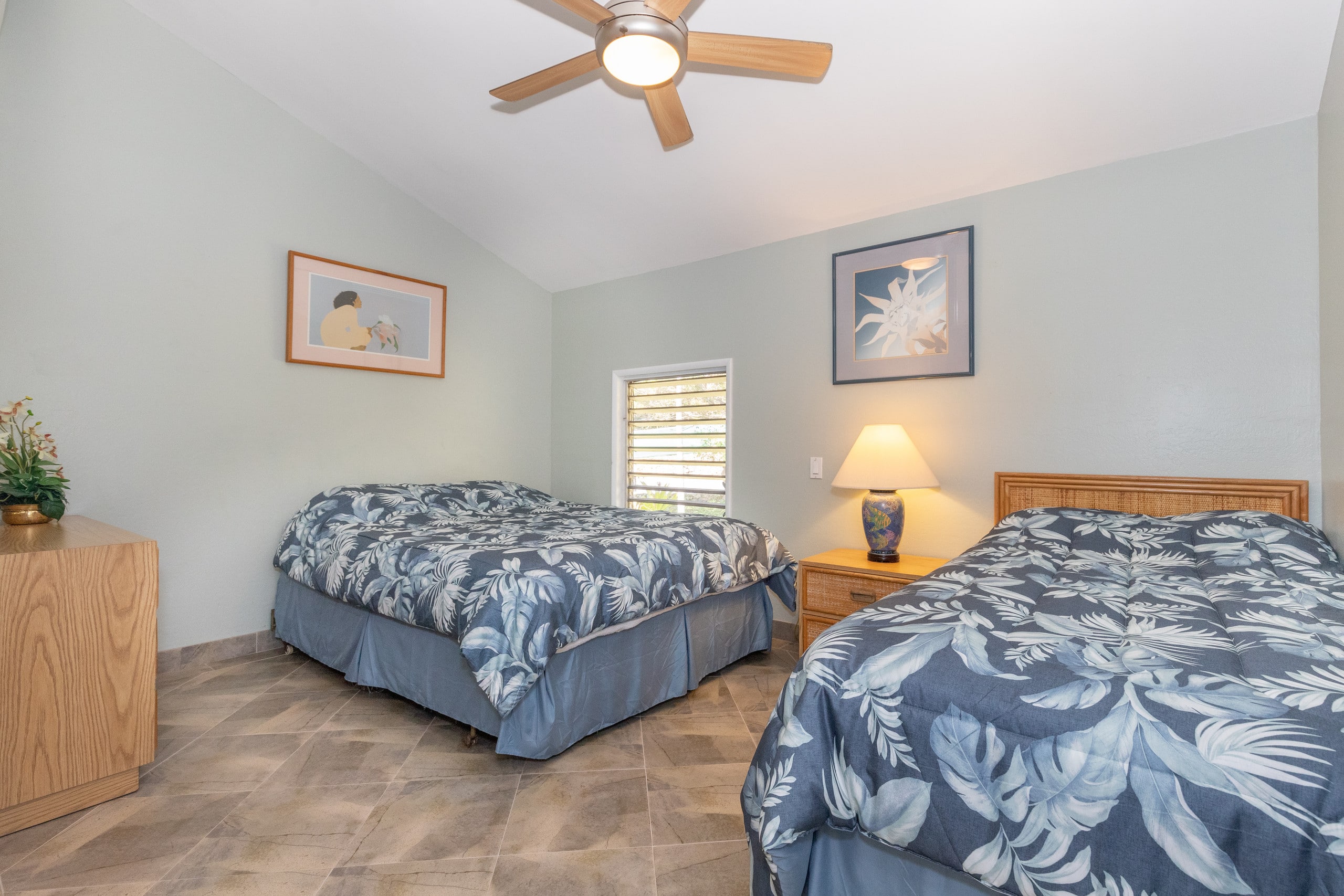Condo in Lahaina · ★4.95 · 2 bedrooms · 3 beds · 2 baths - Image 7