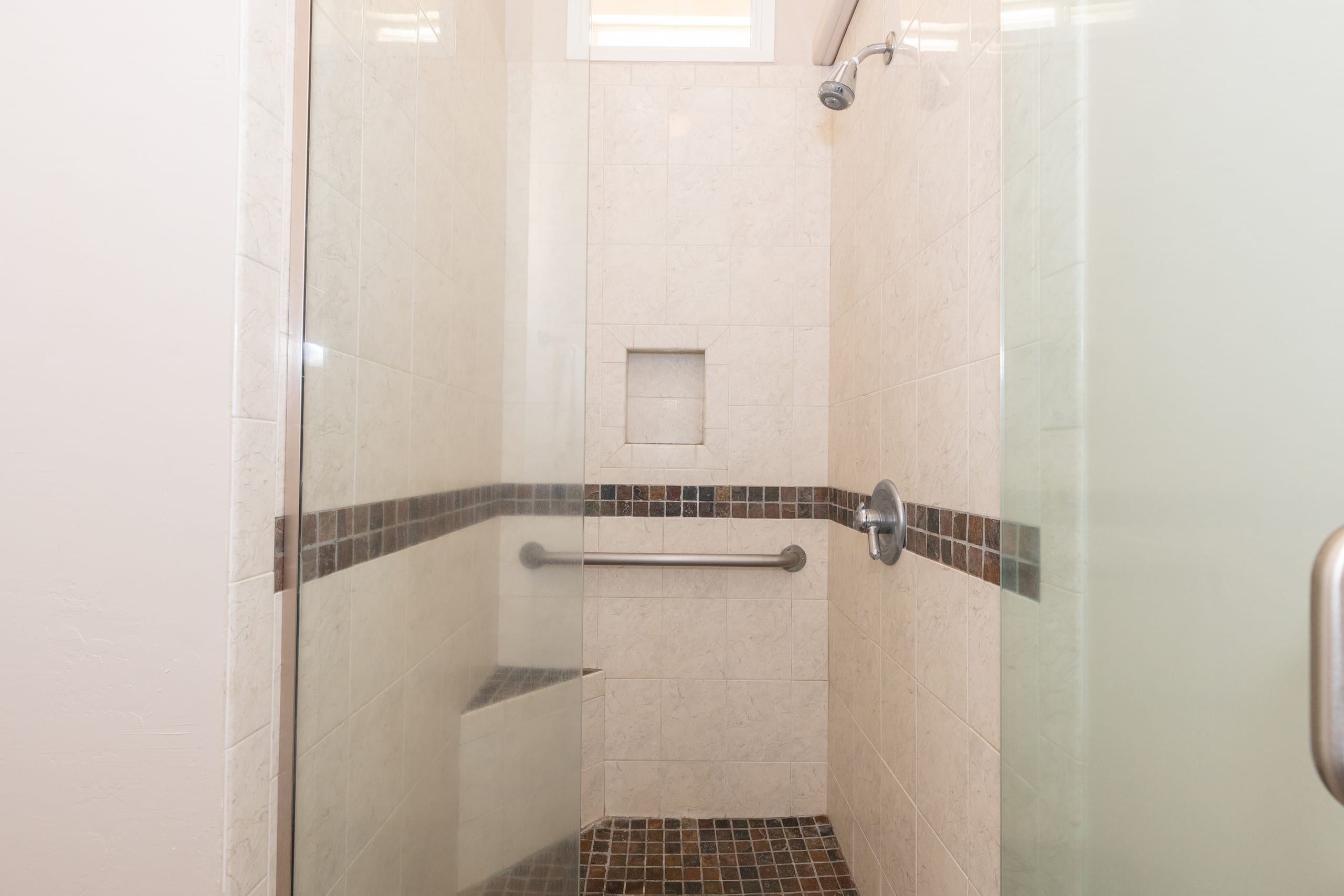 Condo in Lahaina · ★4.95 · 2 bedrooms · 3 beds · 2 baths - Image 17