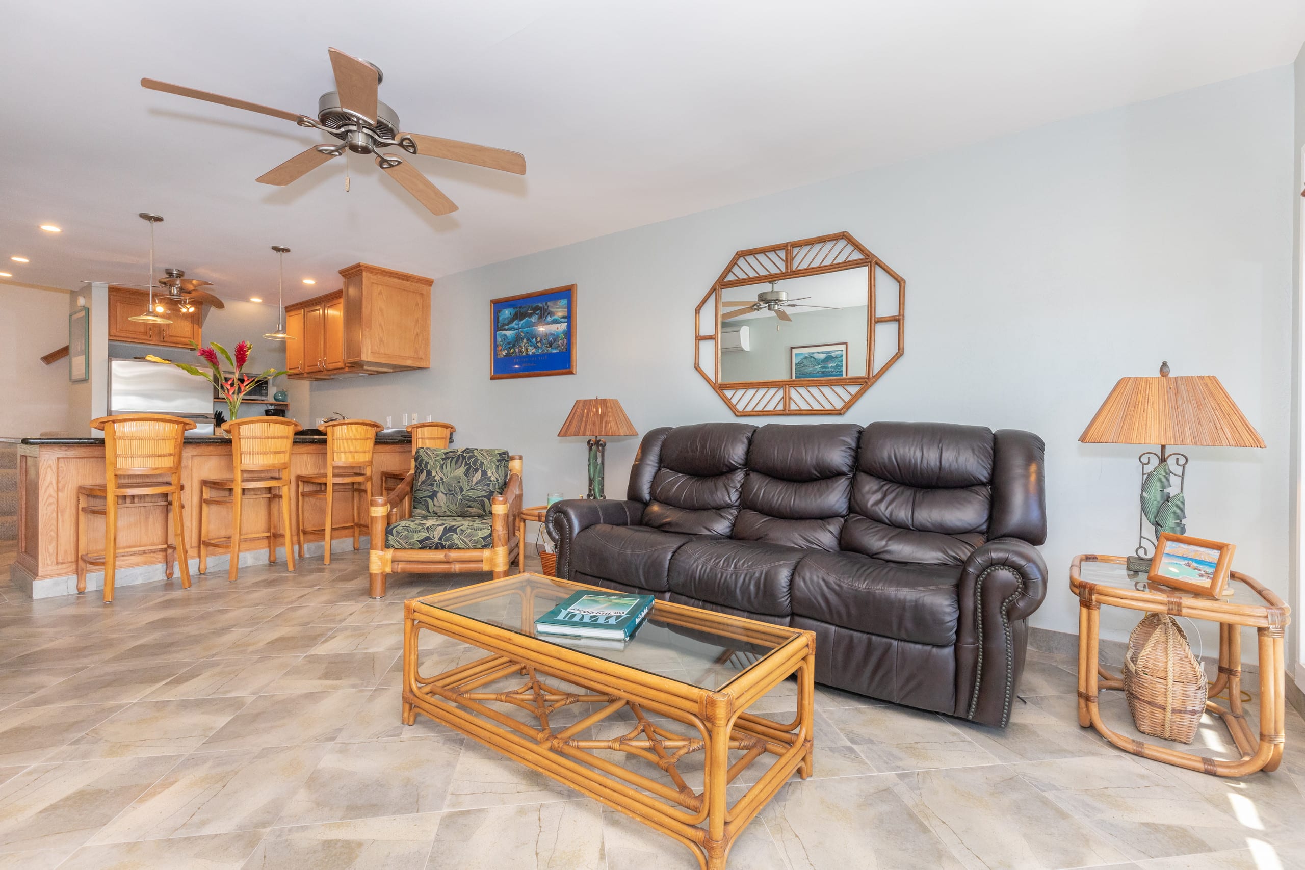 Condo in Lahaina · ★4.95 · 2 bedrooms · 3 beds · 2 baths - Image 11