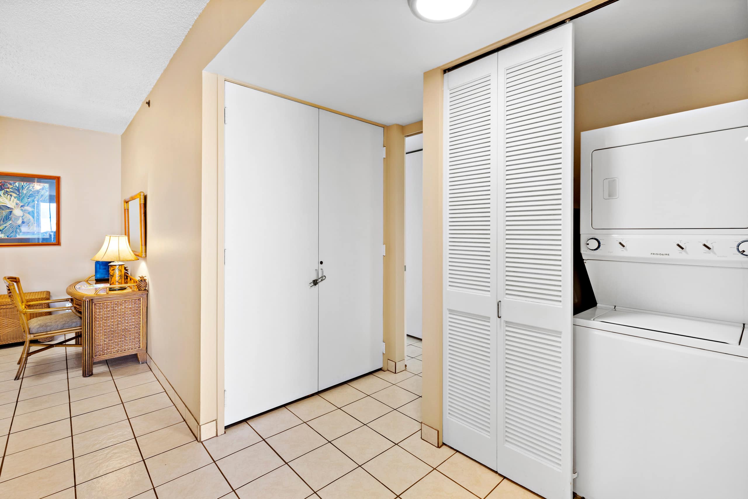 Condo in Lahaina · ★4.71 · 3 bedrooms · 5 beds · 2 private baths - Image 27