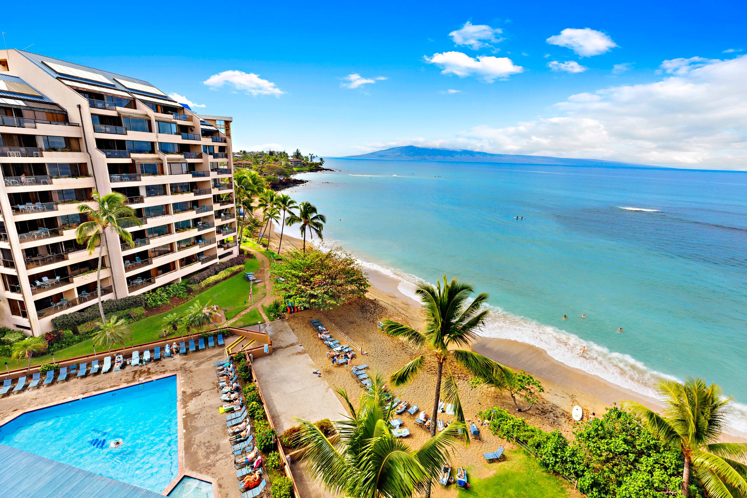 Condo in Lahaina · ★4.71 · 3 bedrooms · 5 beds · 2 private baths - Image 38