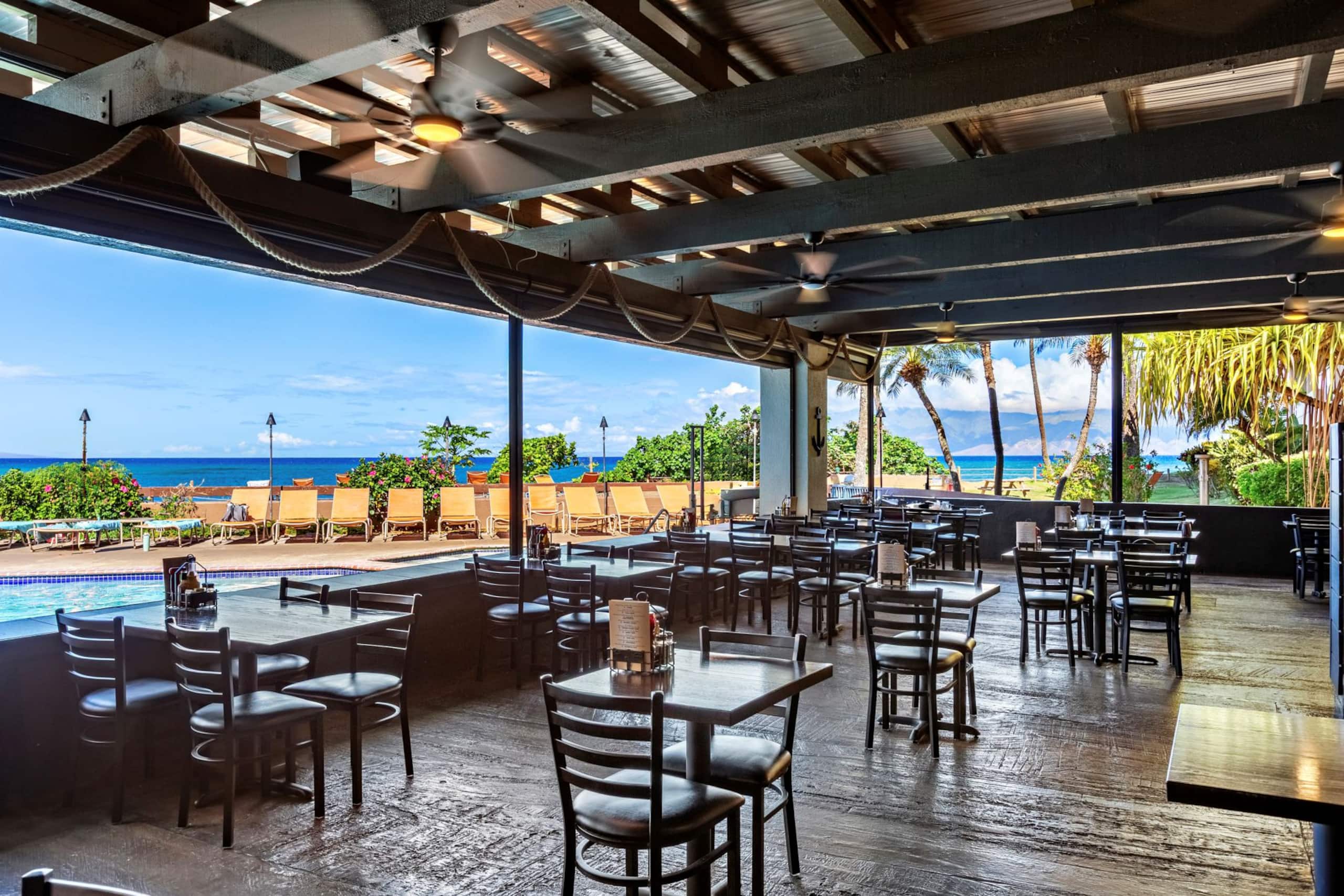 Condo in Lahaina · ★4.71 · 3 bedrooms · 5 beds · 2 private baths - Image 54