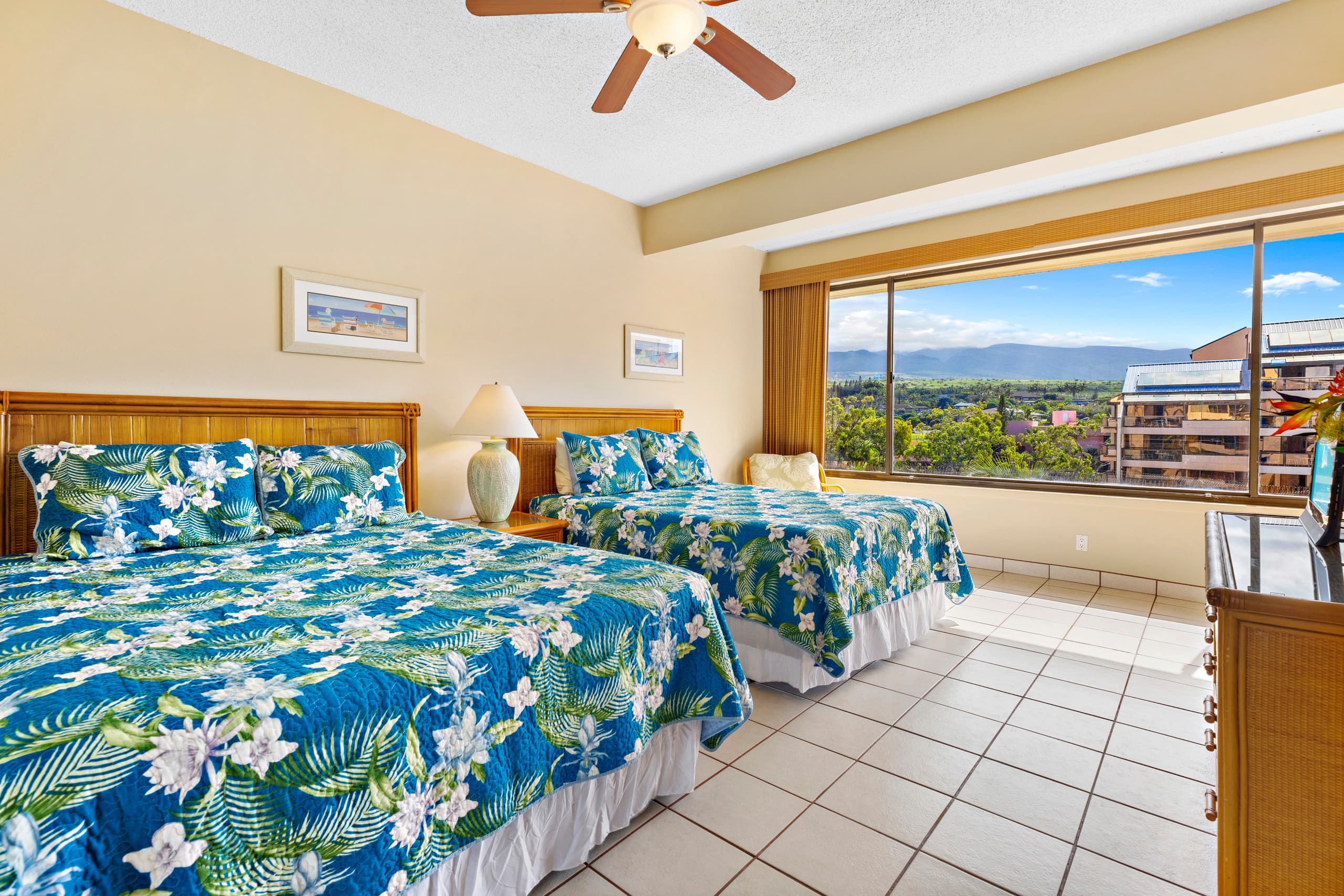 Condo in Lahaina · ★4.71 · 3 bedrooms · 5 beds · 2 private baths - Image 23