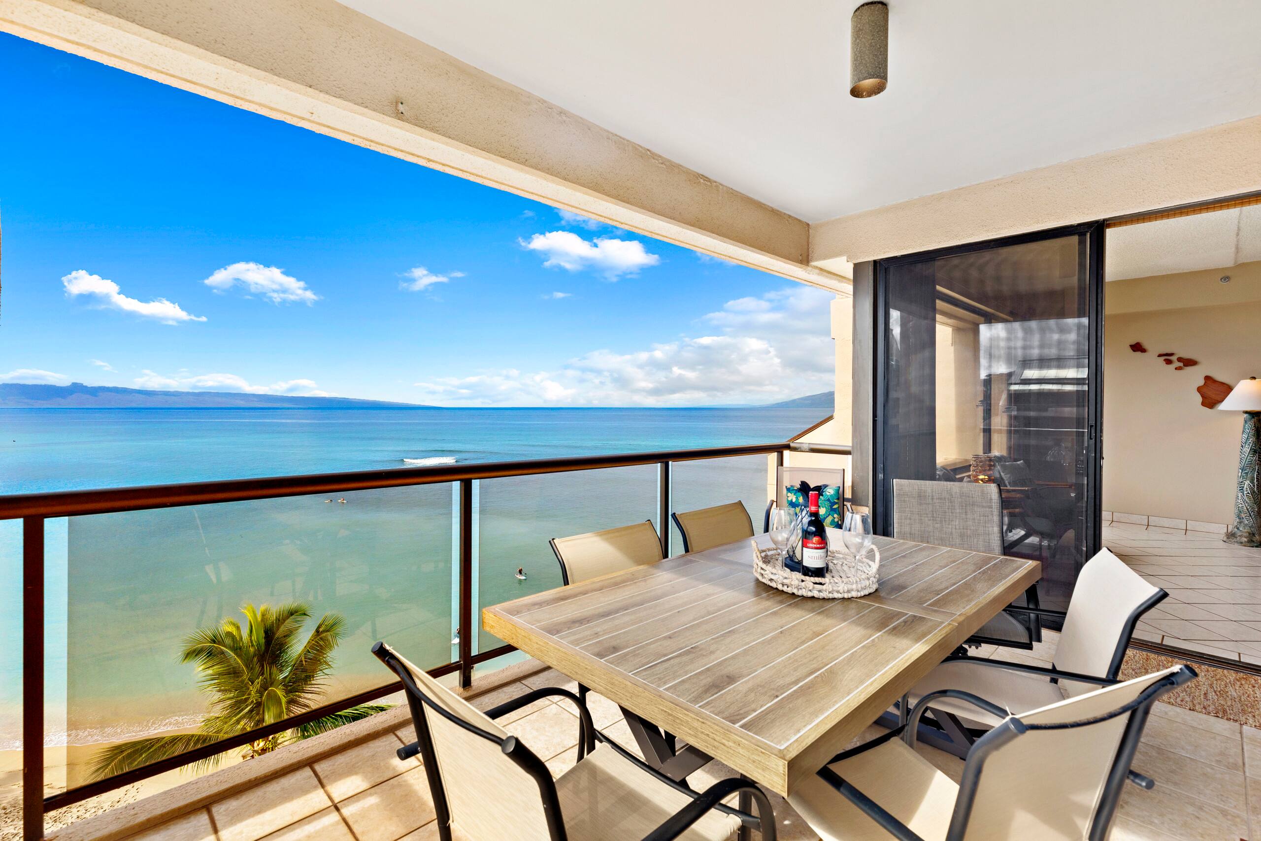 Condo in Lahaina · ★4.71 · 3 bedrooms · 5 beds · 2 private baths - Image 1