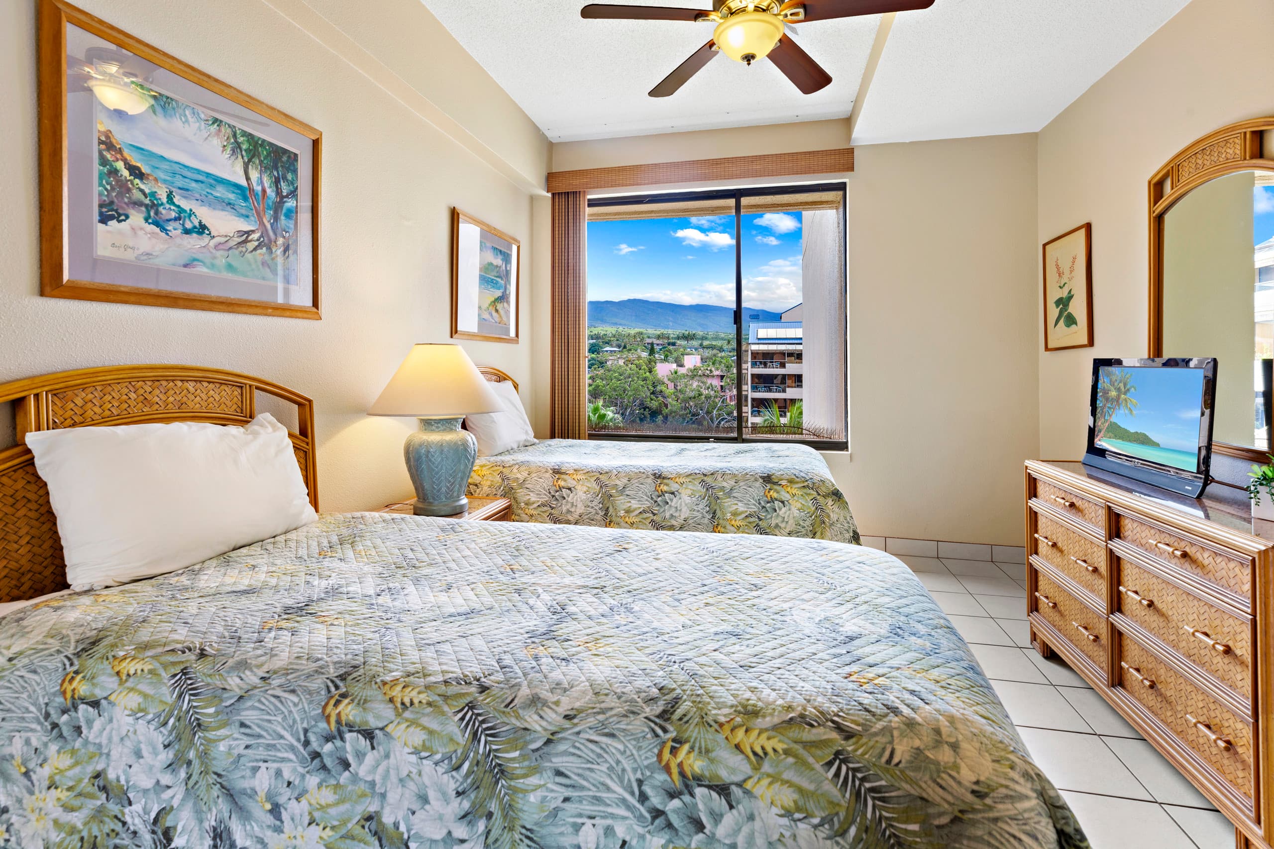 Condo in Lahaina · ★4.71 · 3 bedrooms · 5 beds · 2 private baths - Image 31
