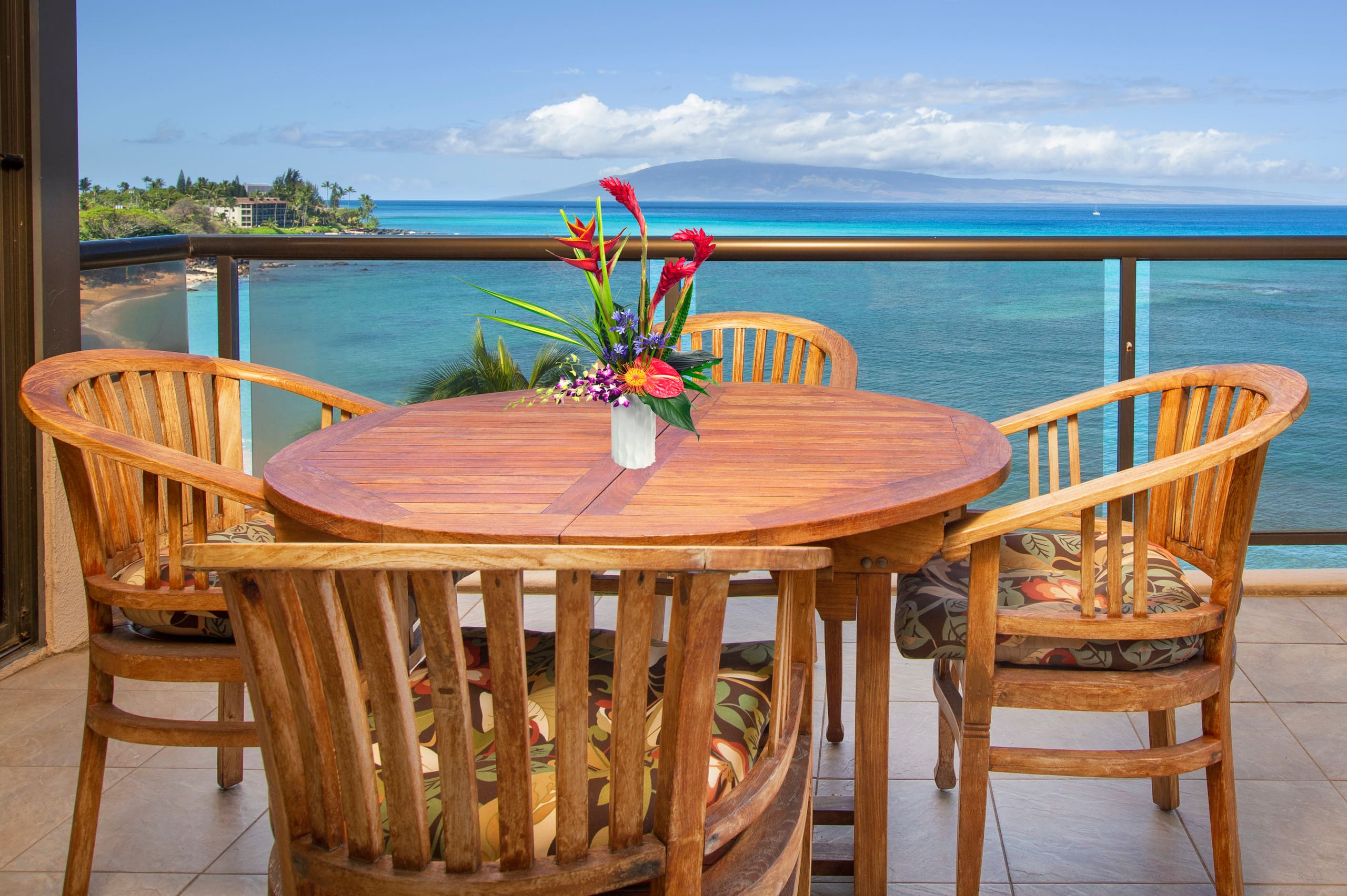 Condo in Lahaina · ★5.0 · 2 bedrooms · 3 beds · 2 baths - Image 2