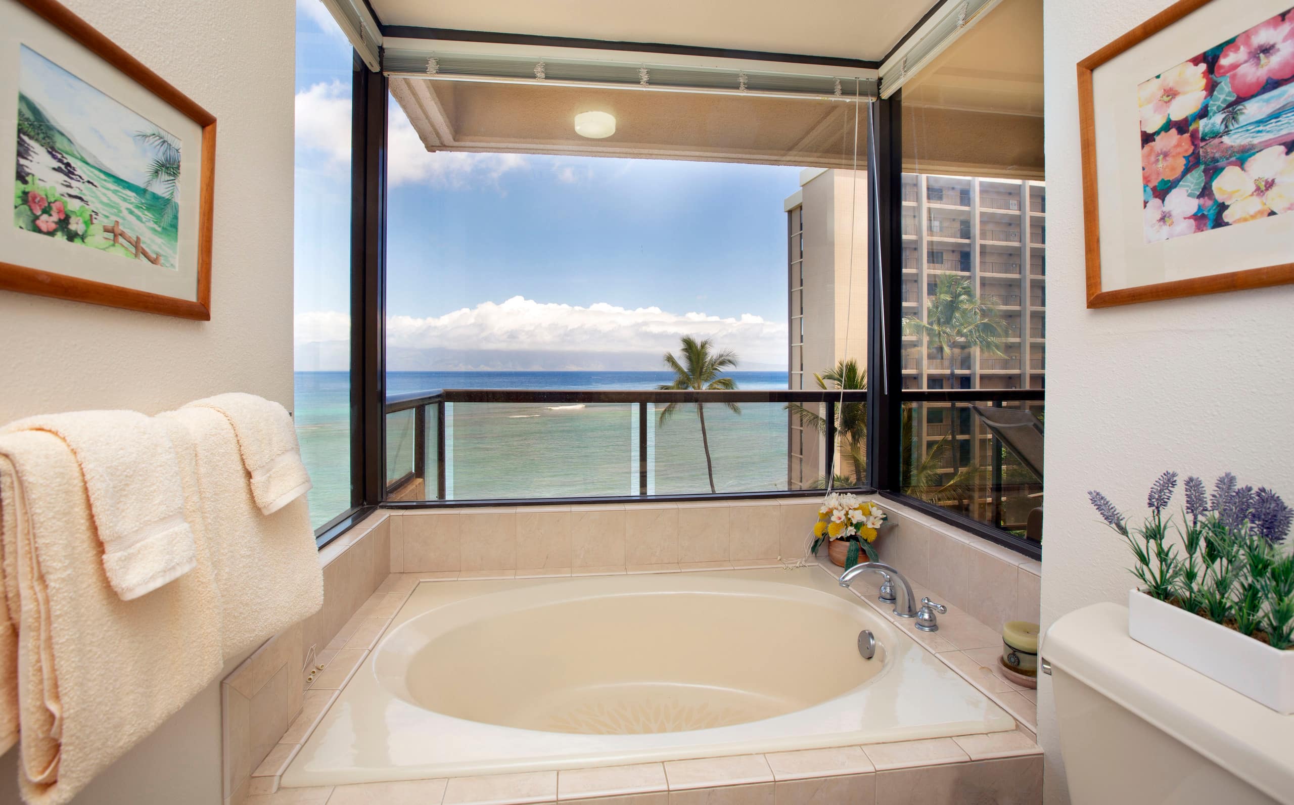 Condo in Lahaina · ★5.0 · 2 bedrooms · 3 beds · 2 baths - Image 12