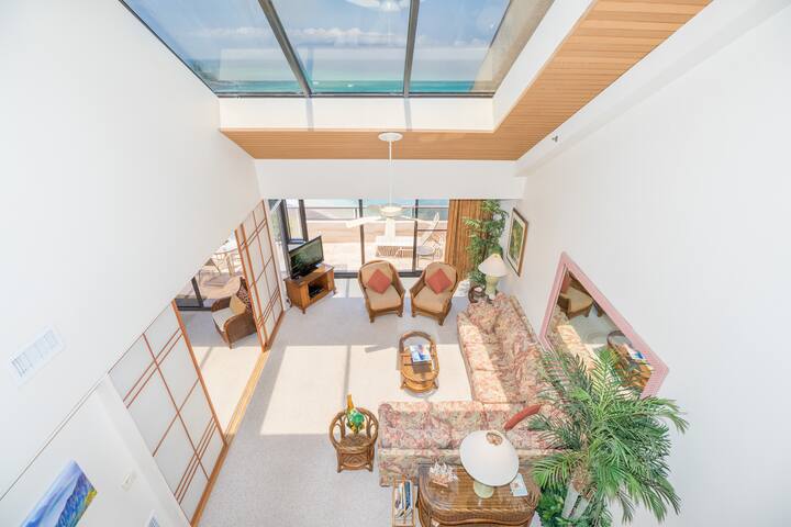 Penthouse, ac, Happy Hour awaits! SK384 – Sullivan gallery image 3