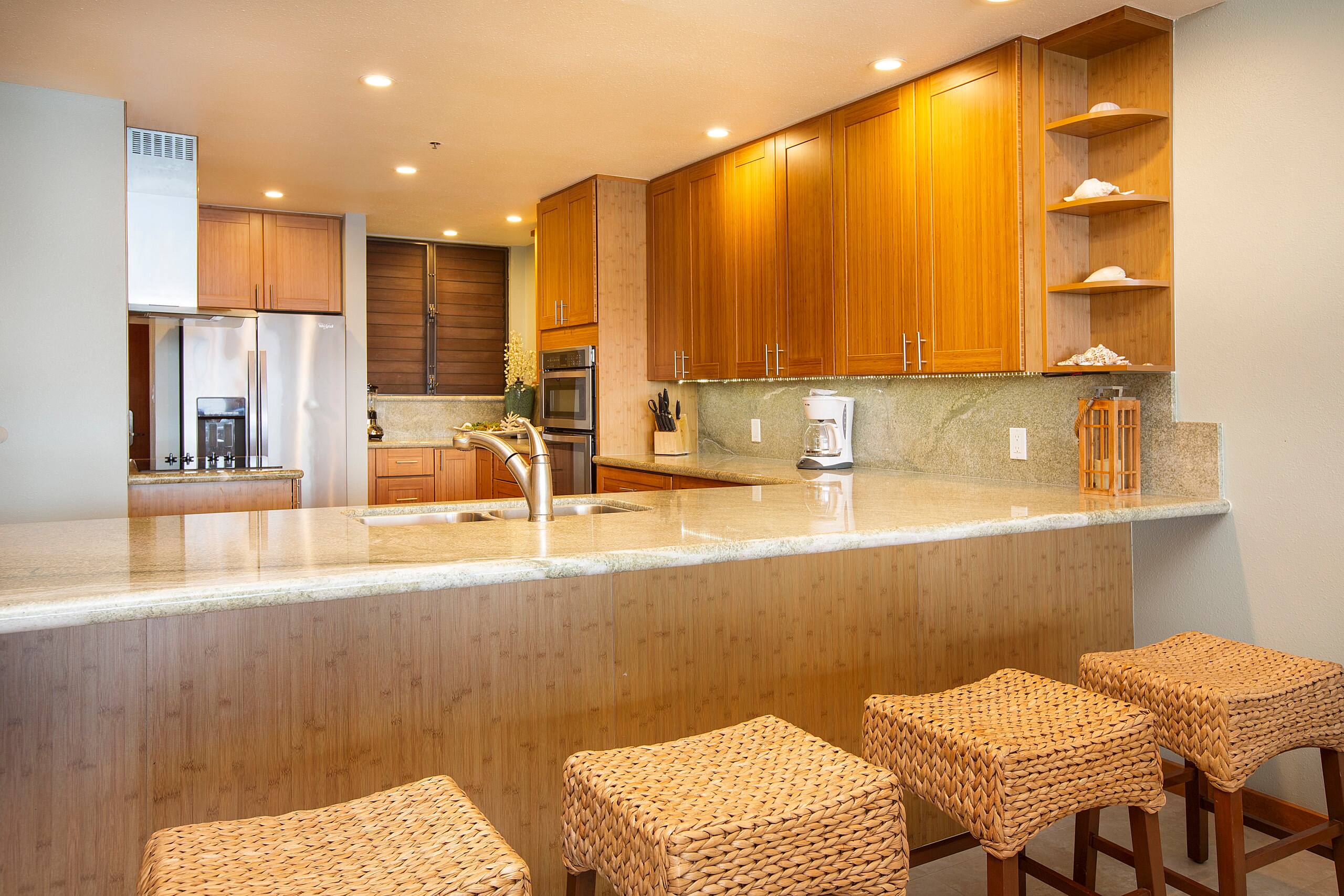 Condo in Lahaina · ★5.0 · 2 bedrooms · 4 beds · 2 baths - Image 6
