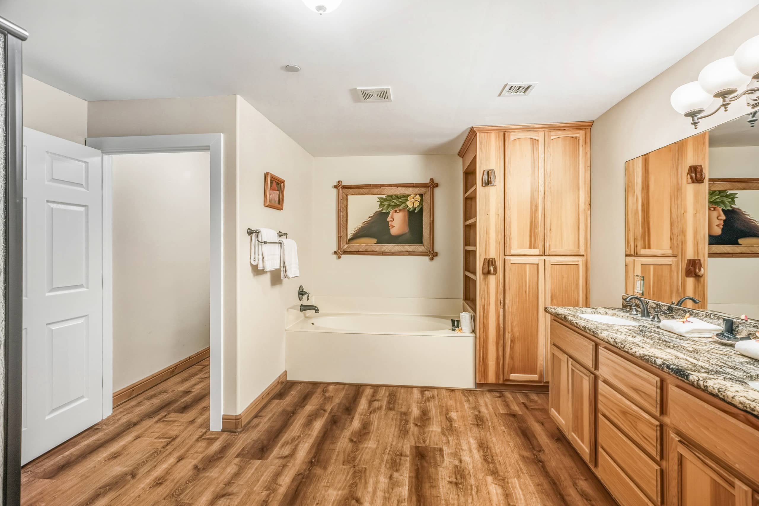 Home in Koloa · ★4.83 · 5 bedrooms · 8 beds · 3 private baths - Image 18