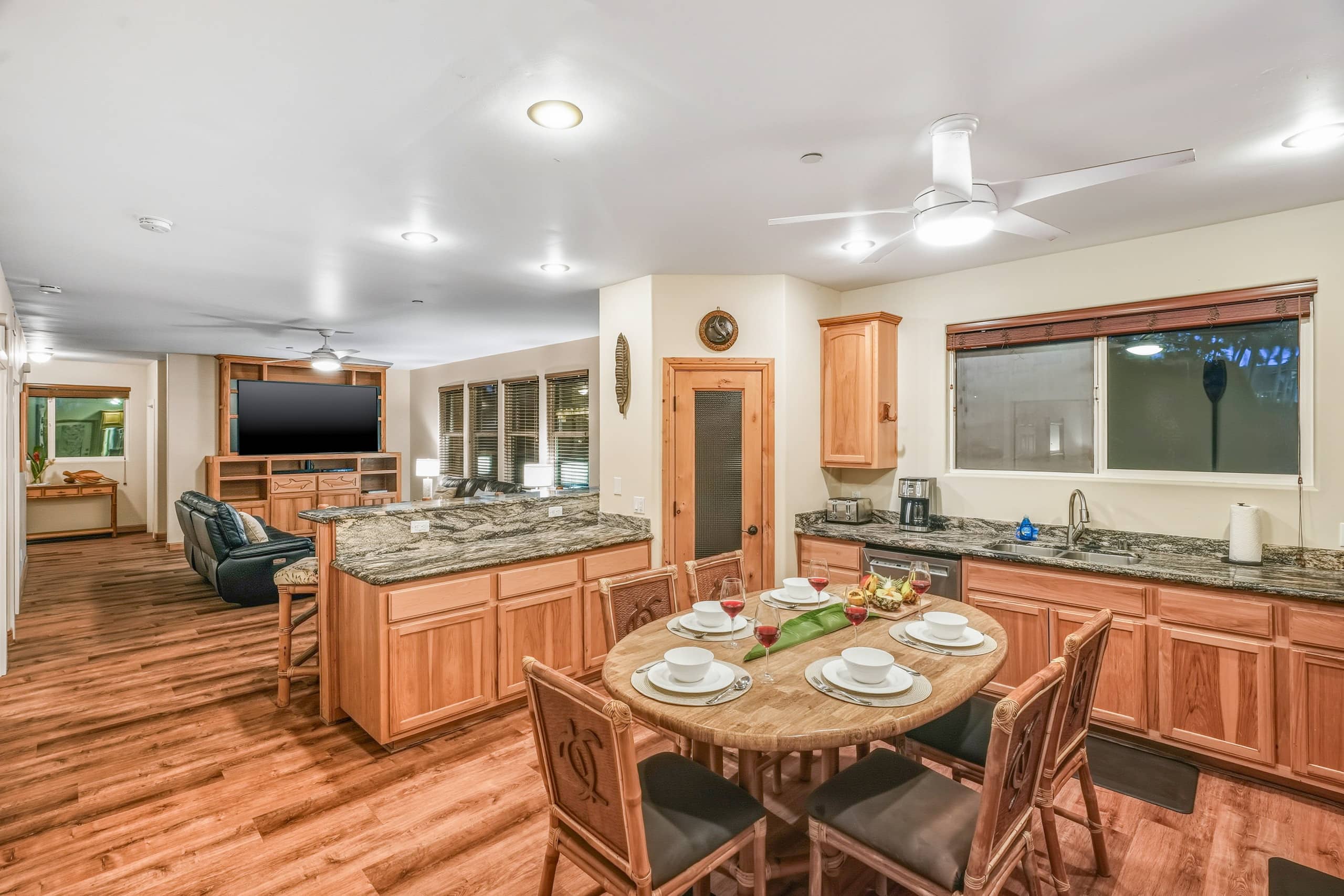Home in Koloa · ★4.83 · 5 bedrooms · 8 beds · 3 private baths - Image 7