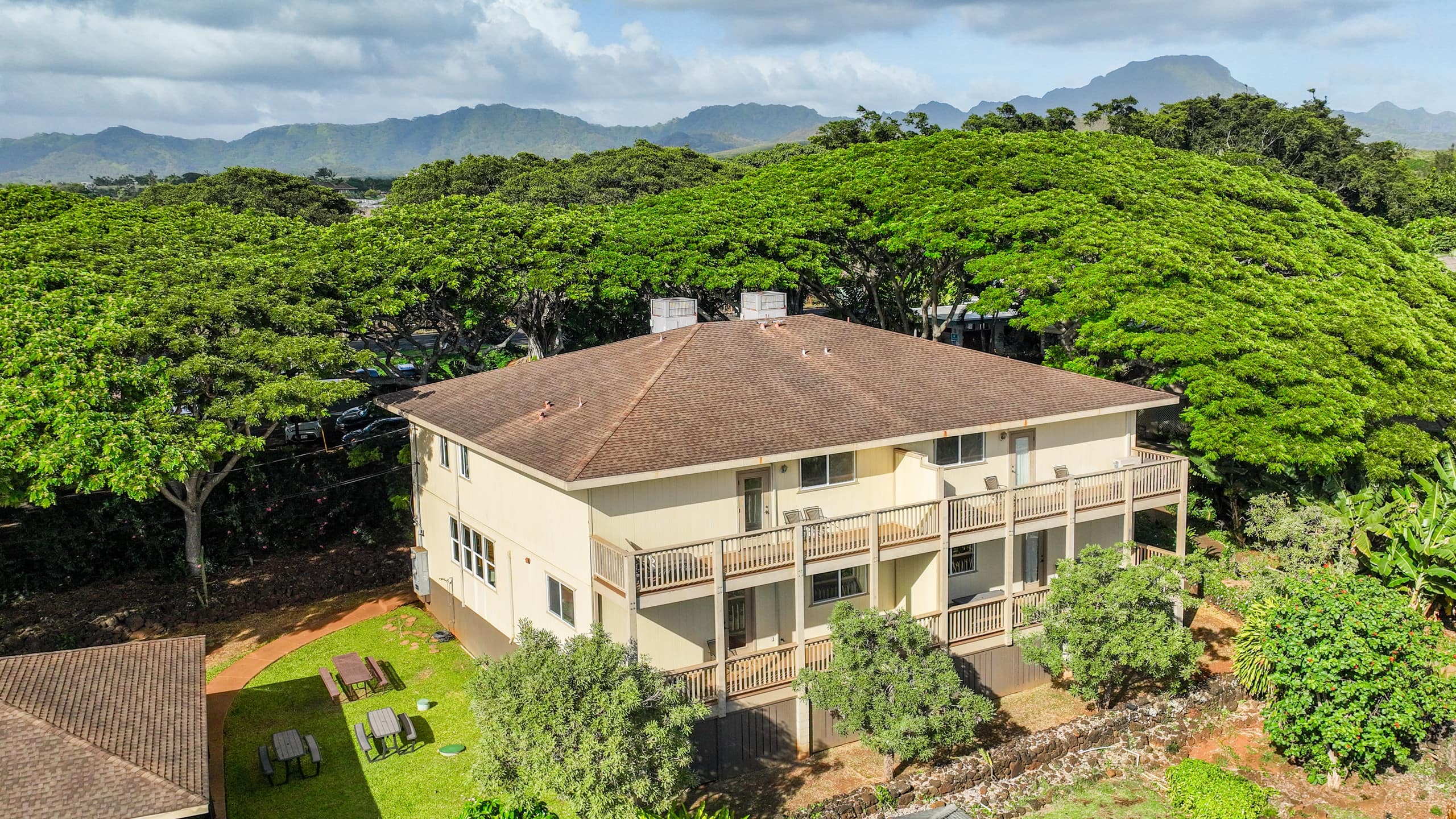 Home in Koloa · ★4.83 · 5 bedrooms · 8 beds · 3 private baths - Image 37