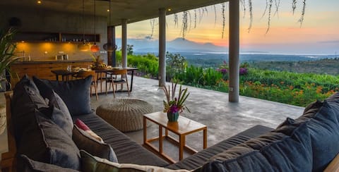 Villa El Nido, Sumberkima Hill