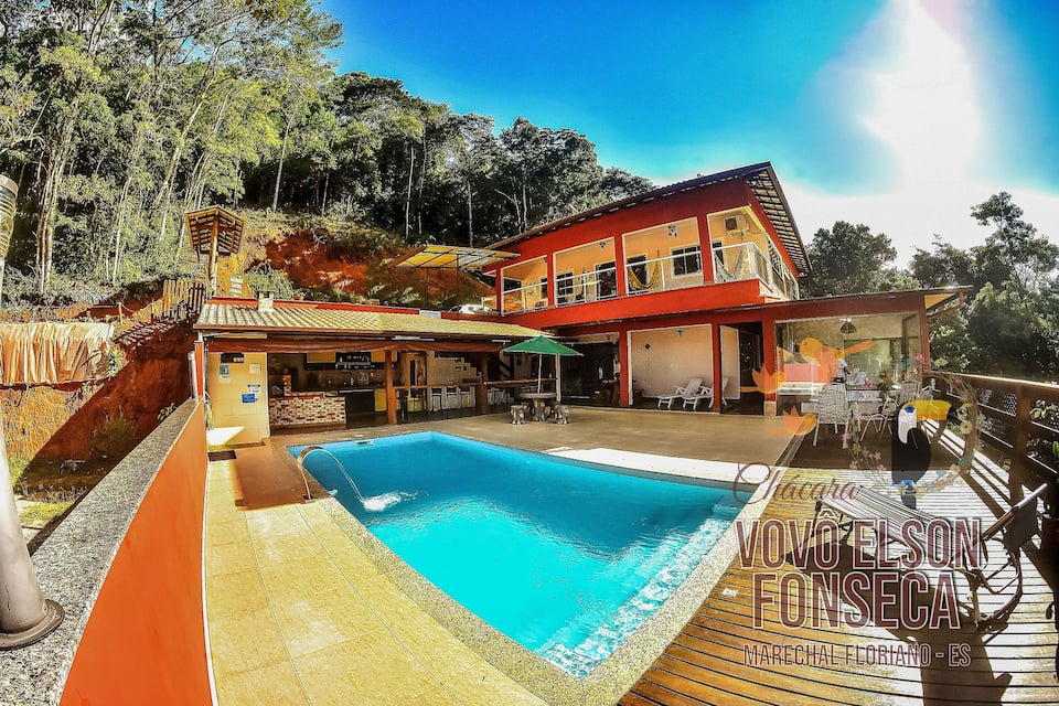 Top-earning Airbnb listing in Marechal Floriano, 5 bedrooms