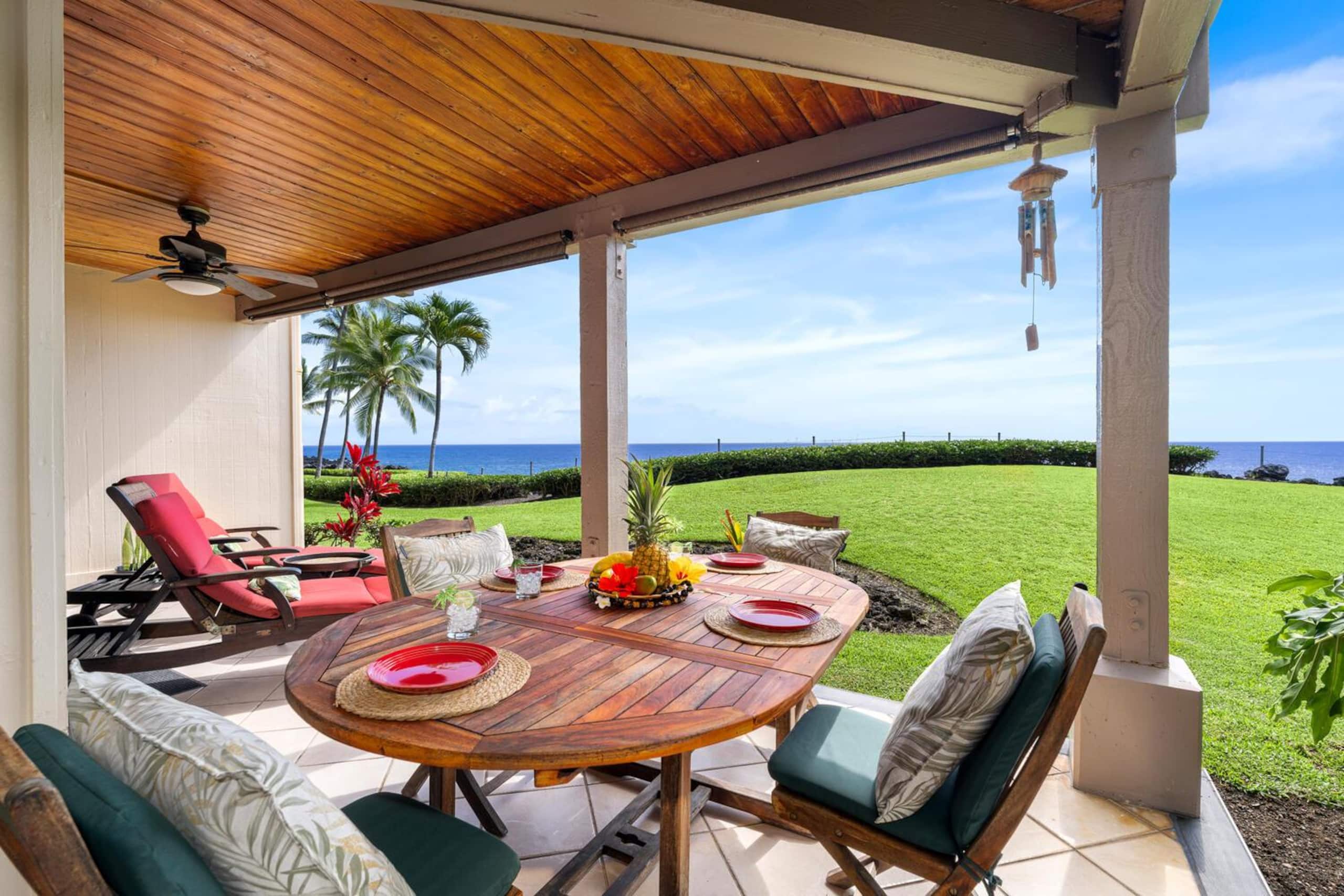 Condo in Kailua-Kona · ★4.63 · 2 bedrooms · 2 beds · 2 baths - Image 2