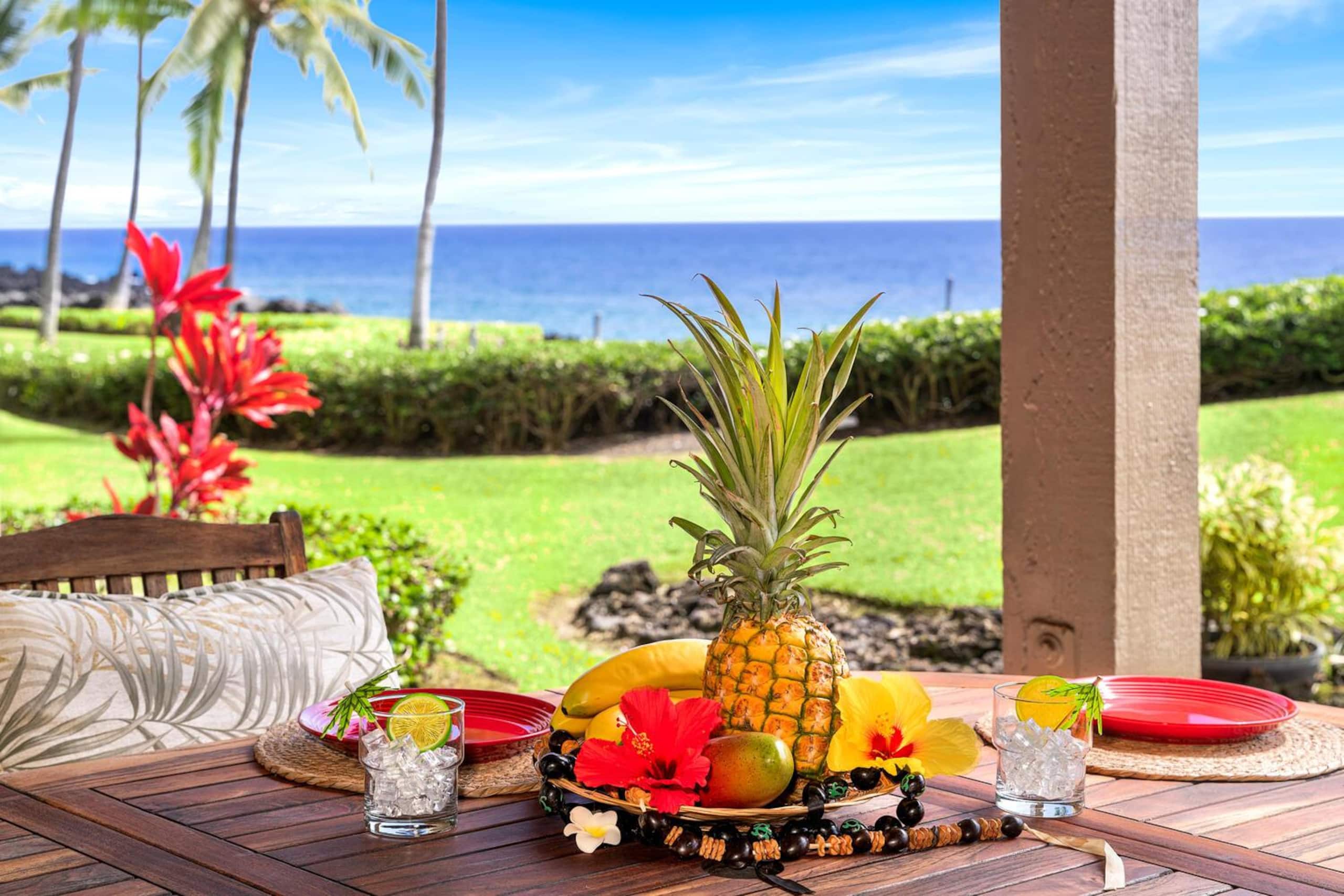 Condo in Kailua-Kona · ★4.63 · 2 bedrooms · 2 beds · 2 baths - Image 1